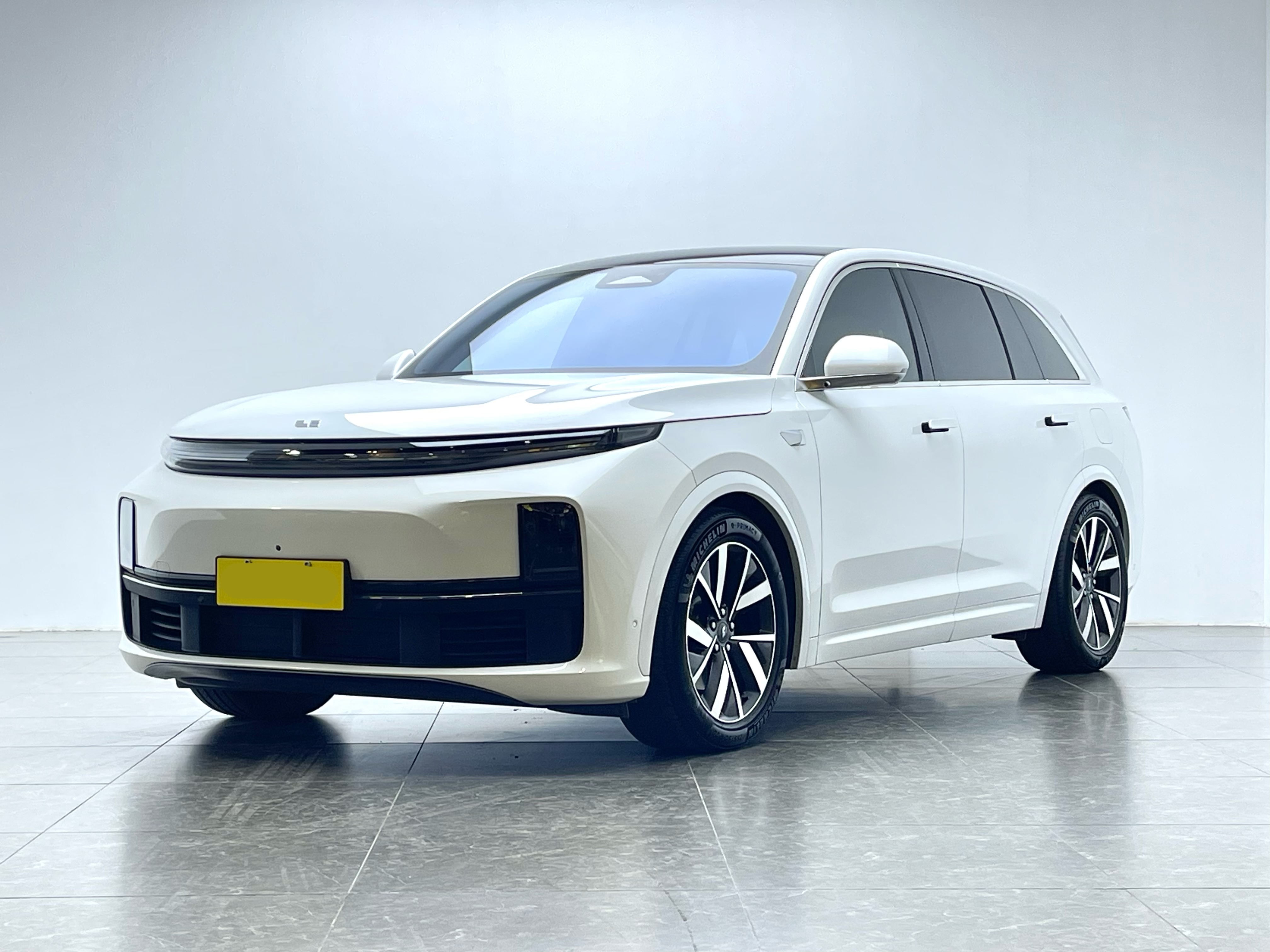 Li L7 2023 car image 