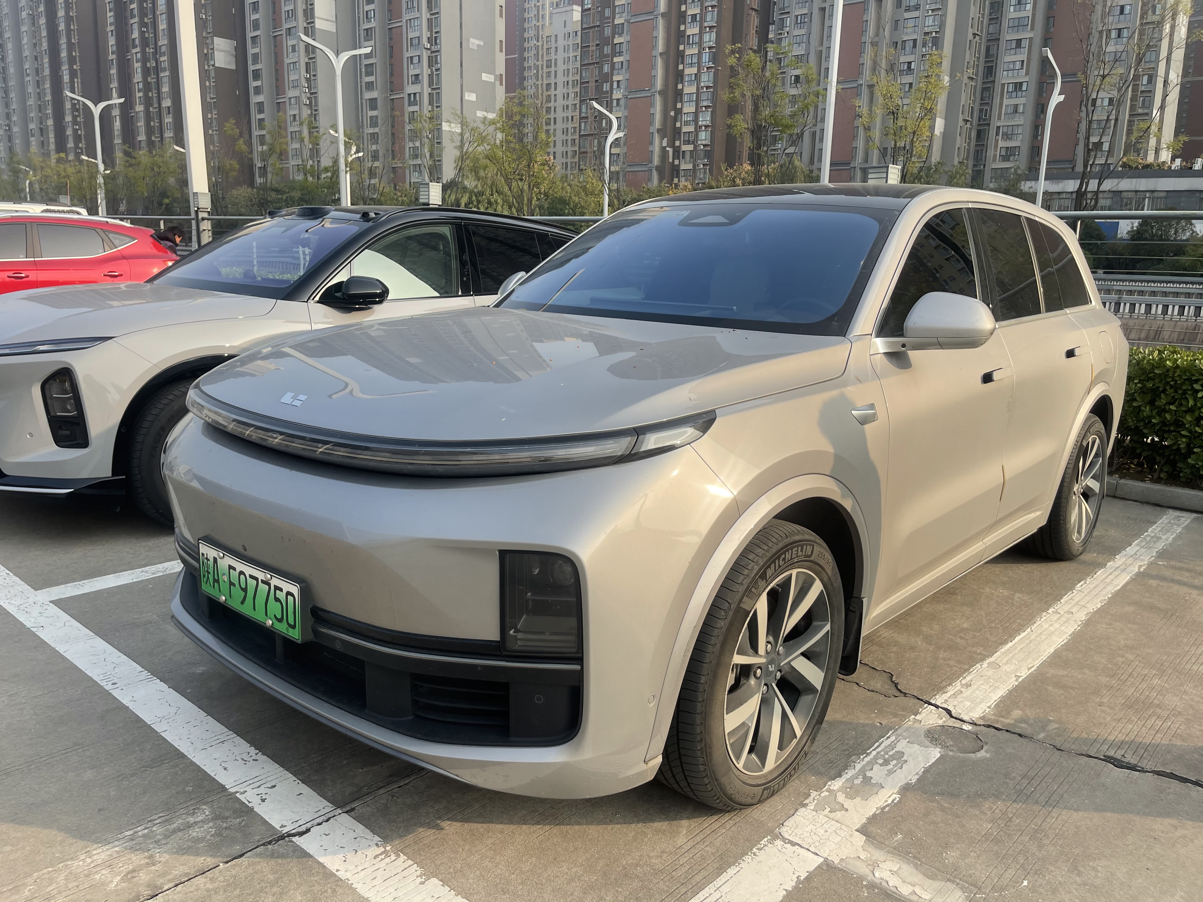 Li L8 2023 изображение автомобиля 