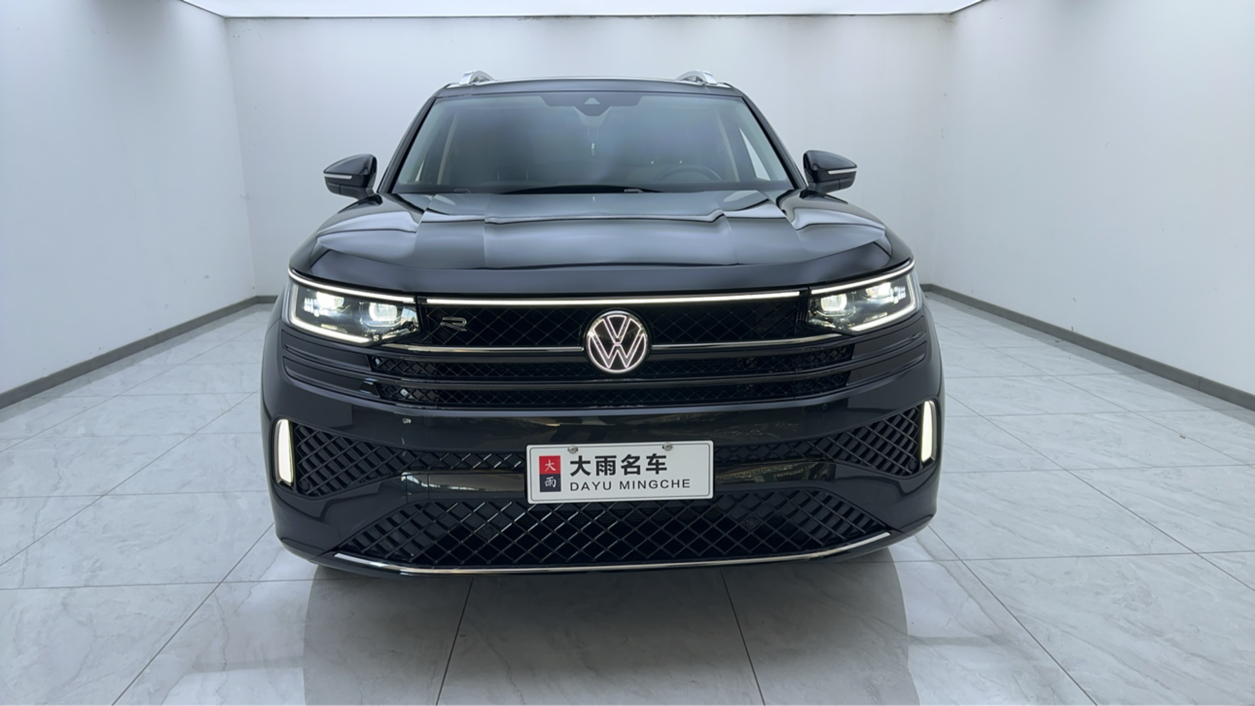 Volkswagen Tavendor 2023 immagine di auto 