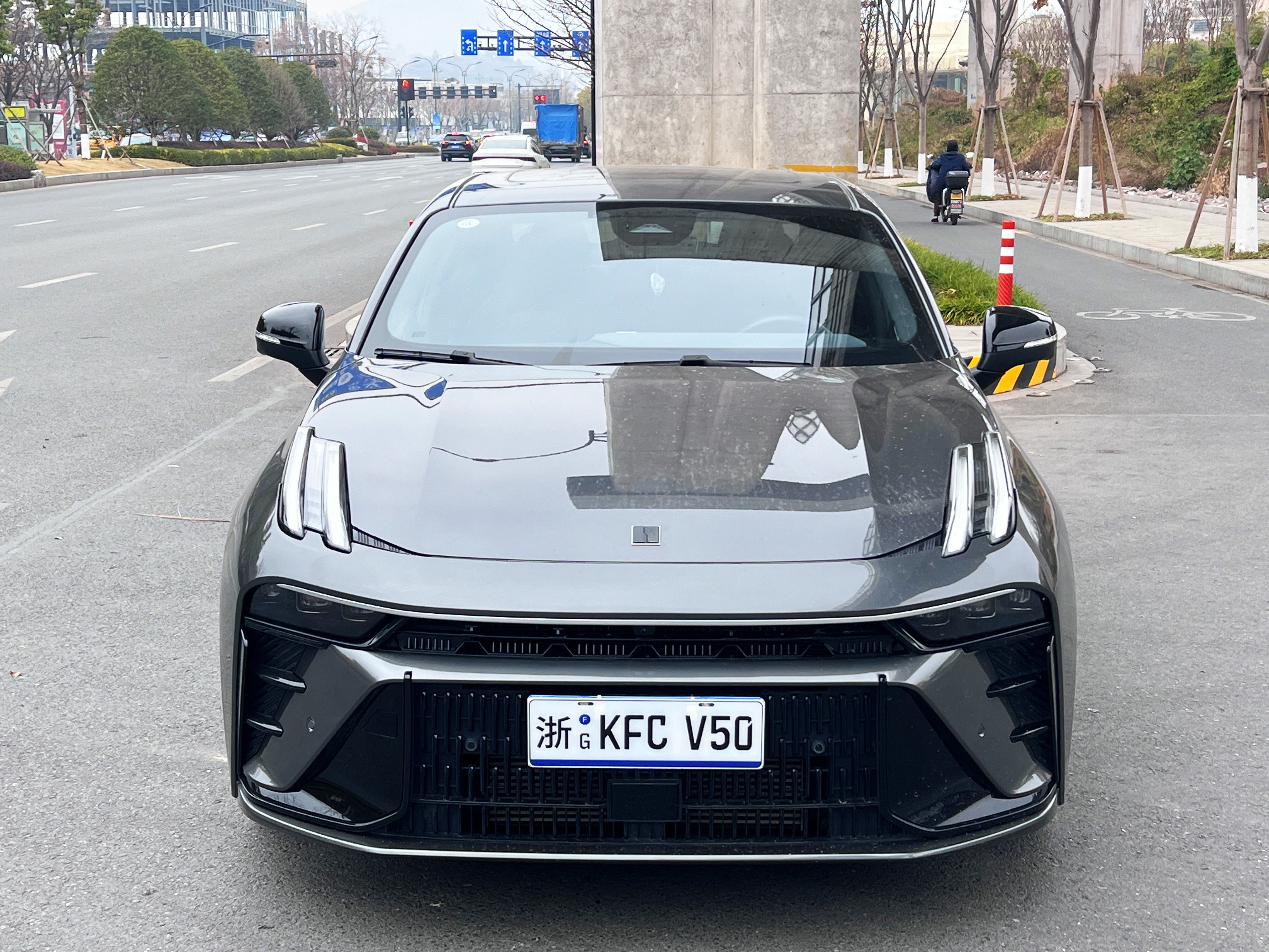 Lynk & Co 03 2023 car image 