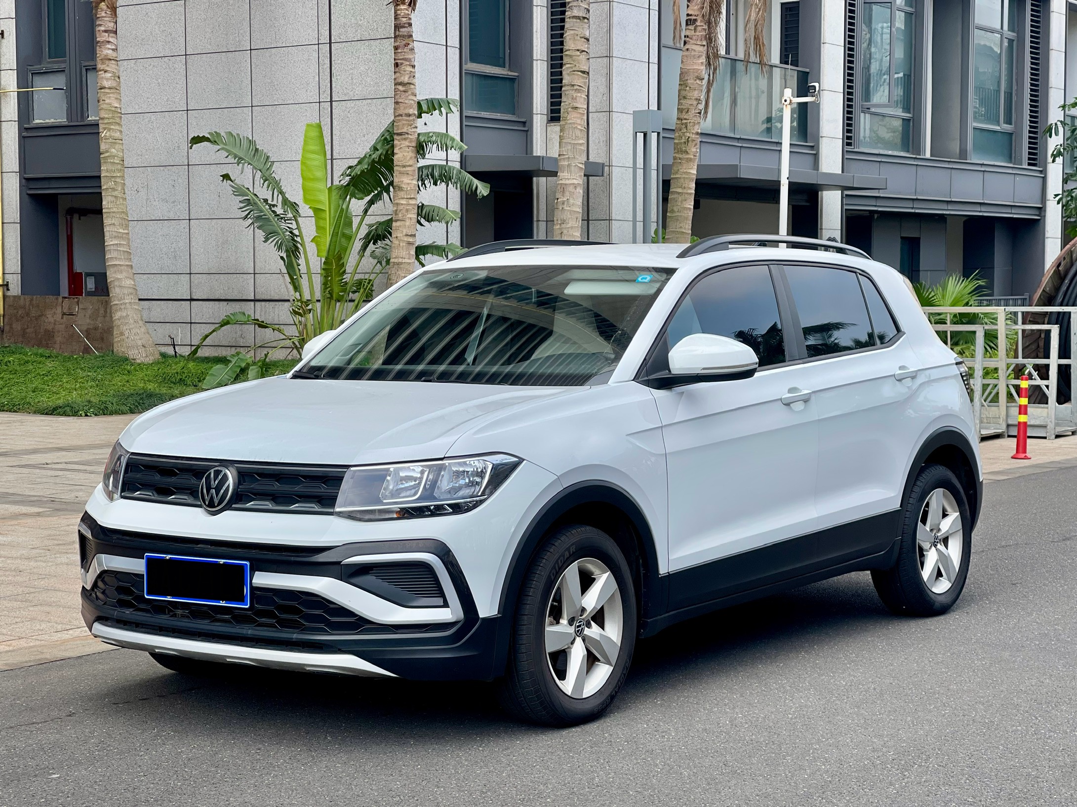 Volkswagen T-Cross 2023 car image 