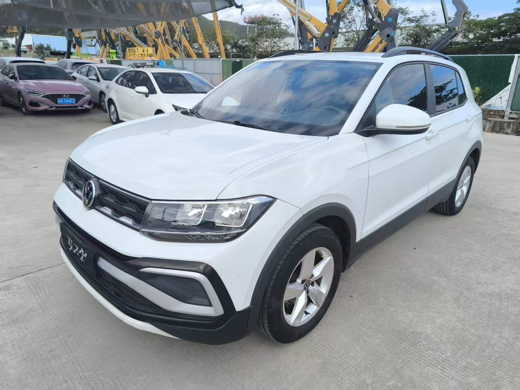 Volkswagen T-Cross 2023 Volkswagen T-Cross 2023 car image