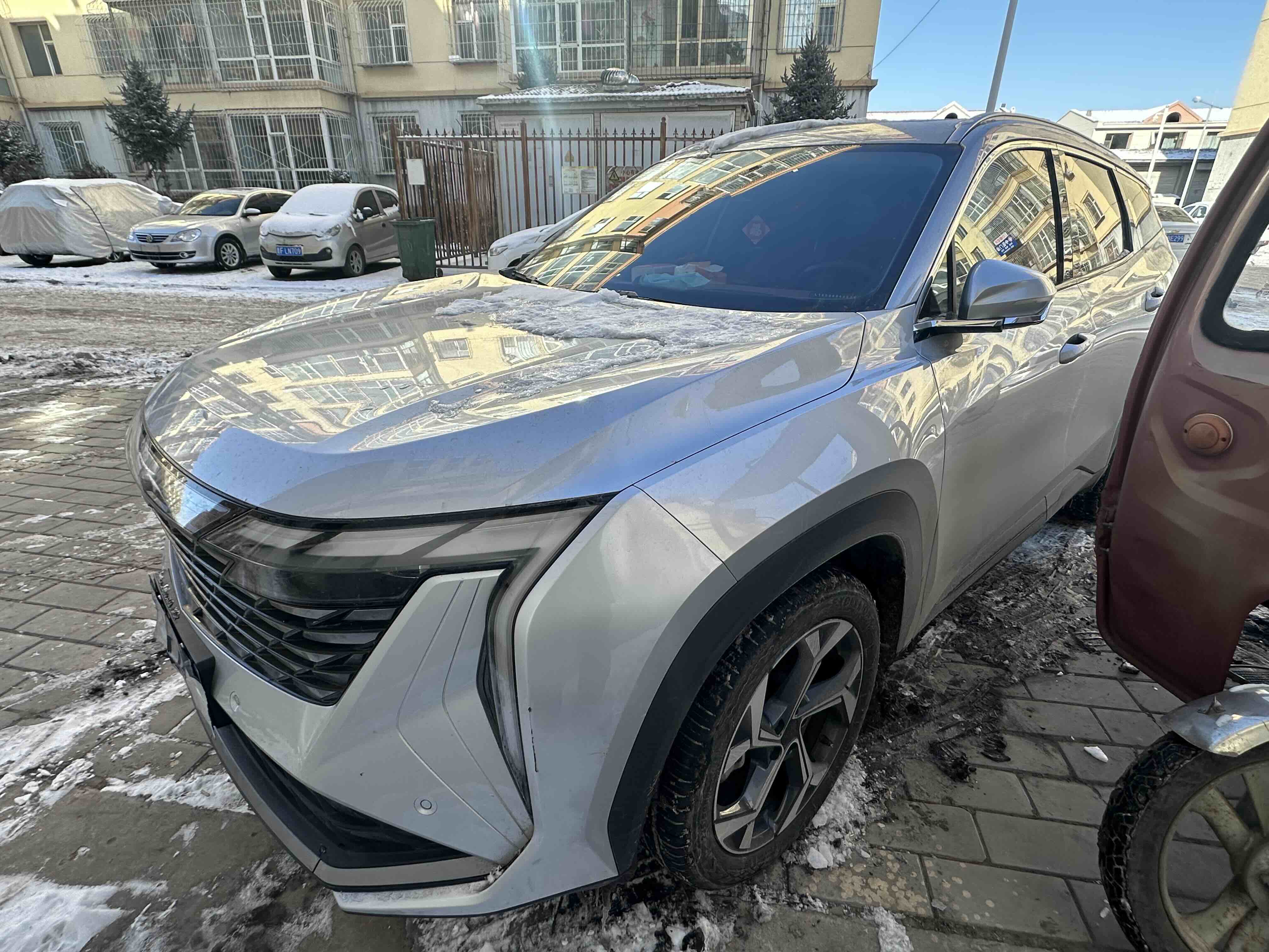 GEELY Boyue L 2023 GEELY Boyue L 2023 car image