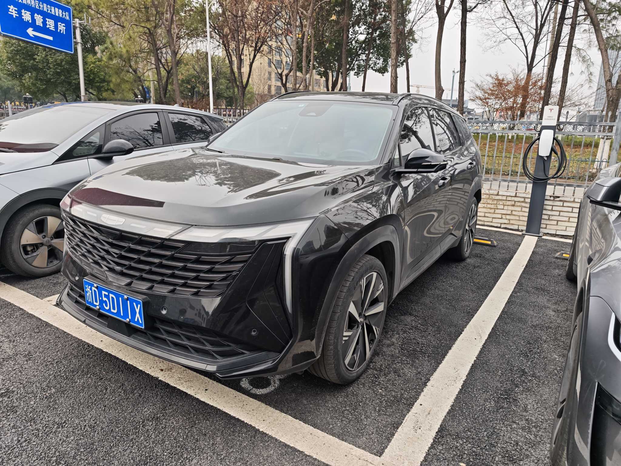 GEELY Boyue L 2022 car image 