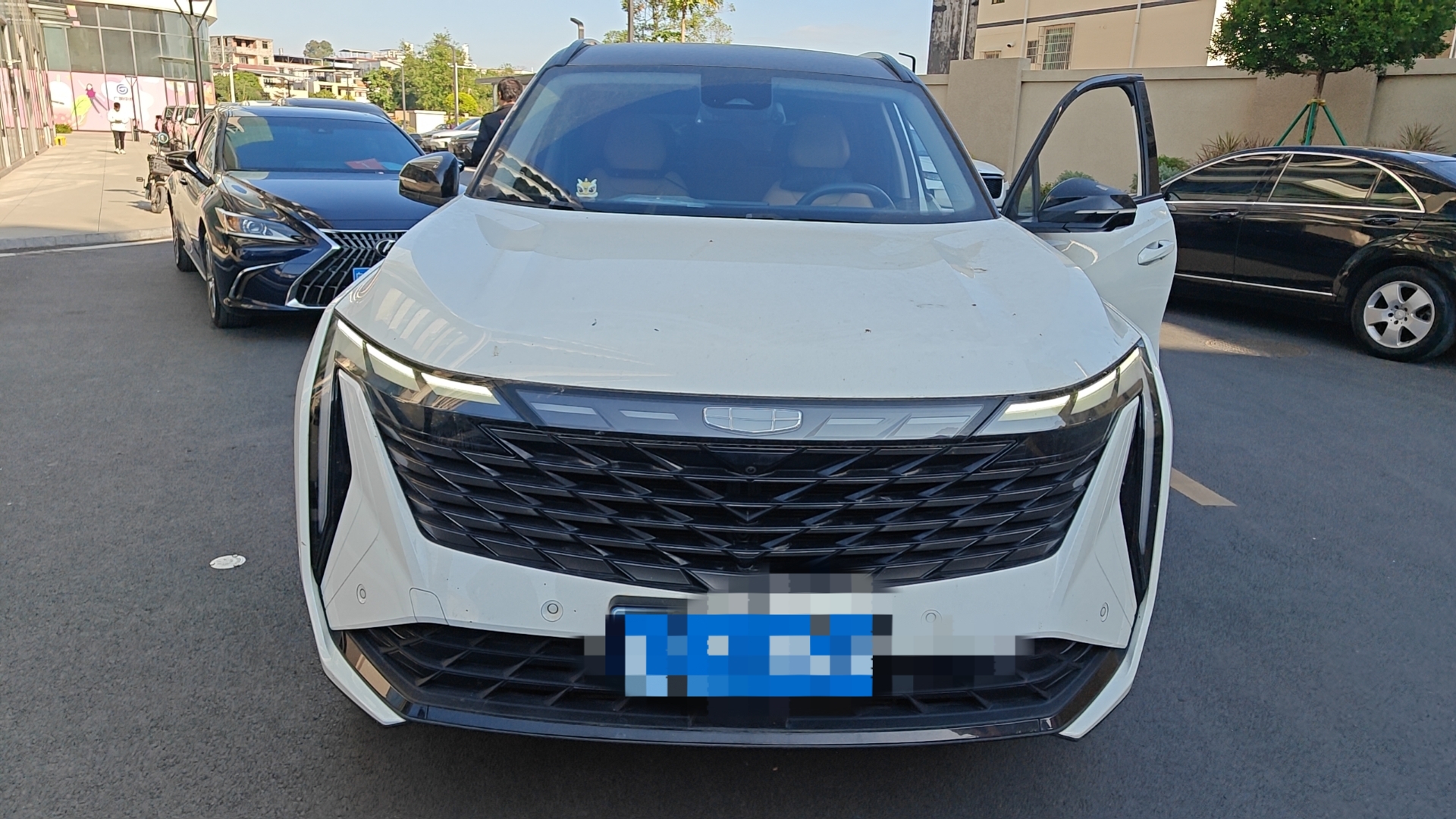 GEELY Boyue L 2023 car image 