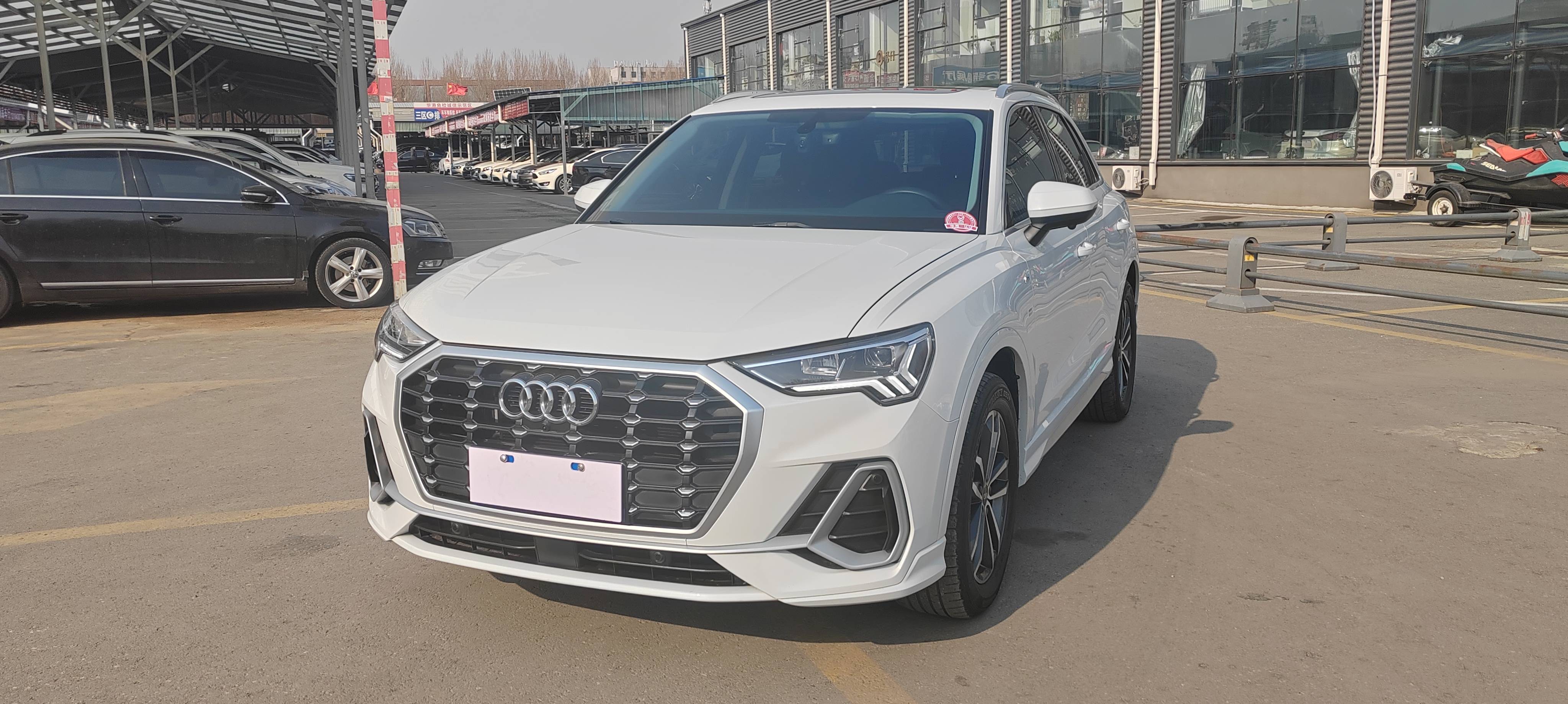 Audi Q3 2023 Audi Q3 2023 car image