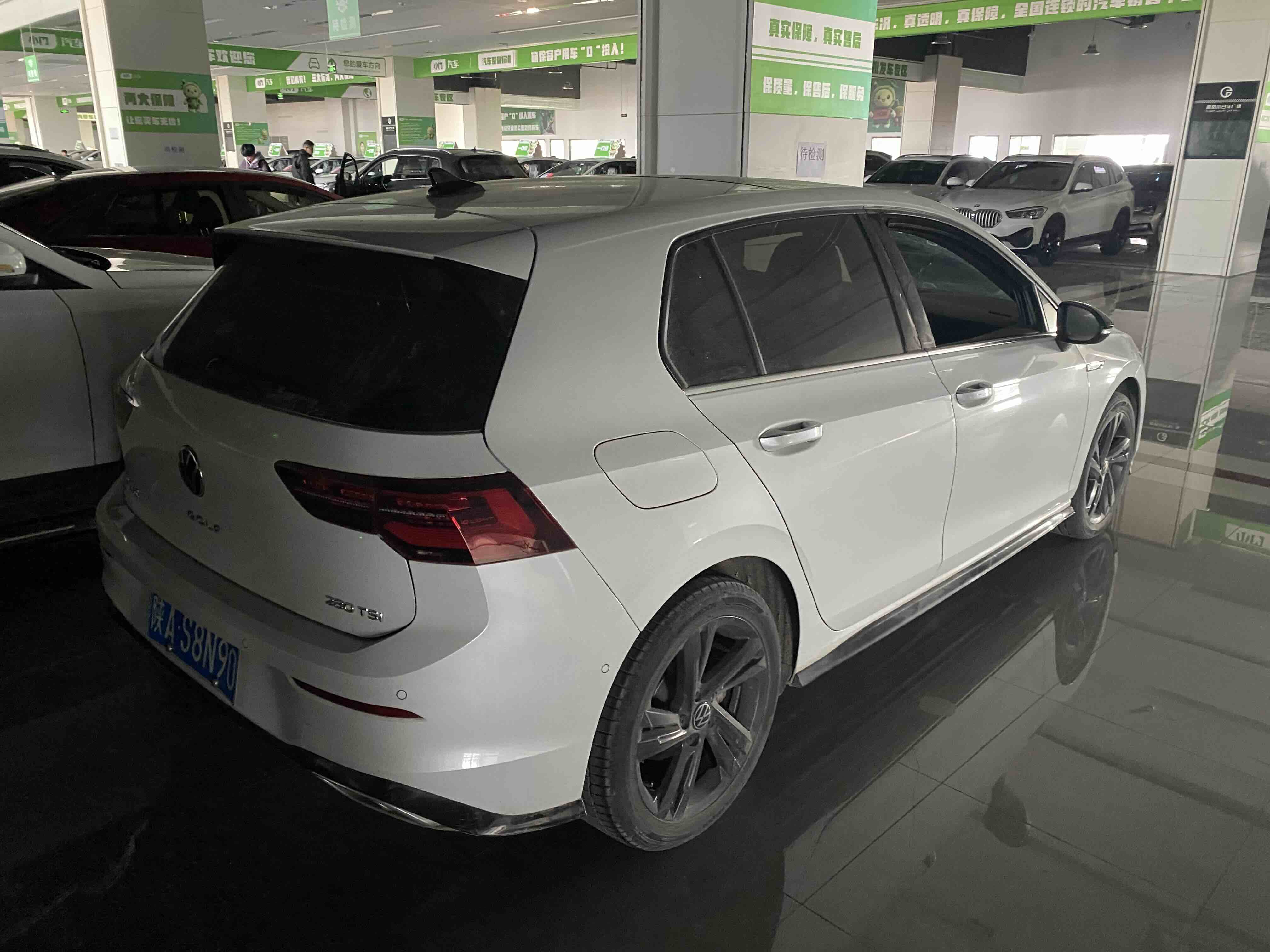 Volkswagen Golf 2023 car image 