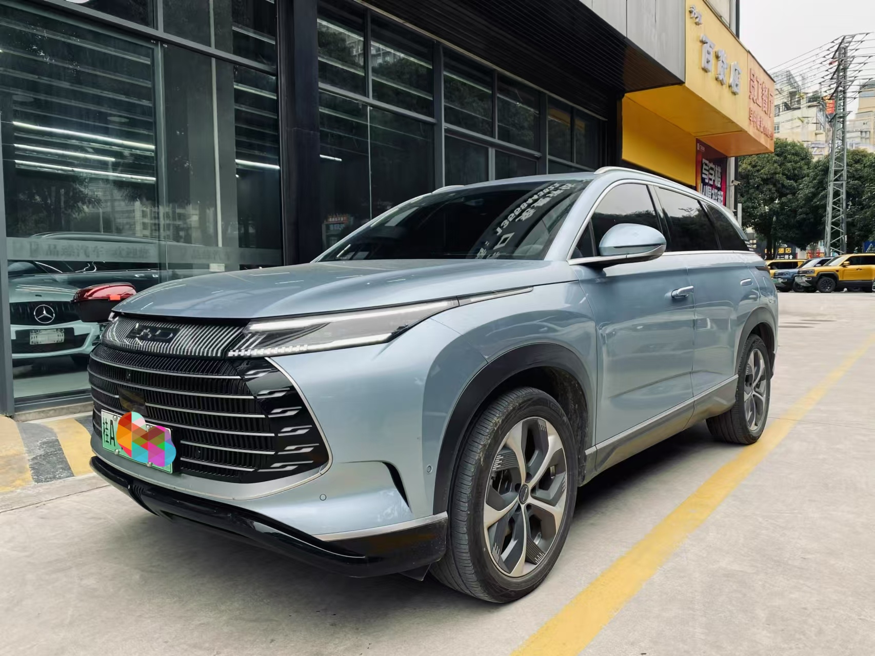 BYD Frigate 07 2023 BYD Frigate 07 2023 immagine di auto