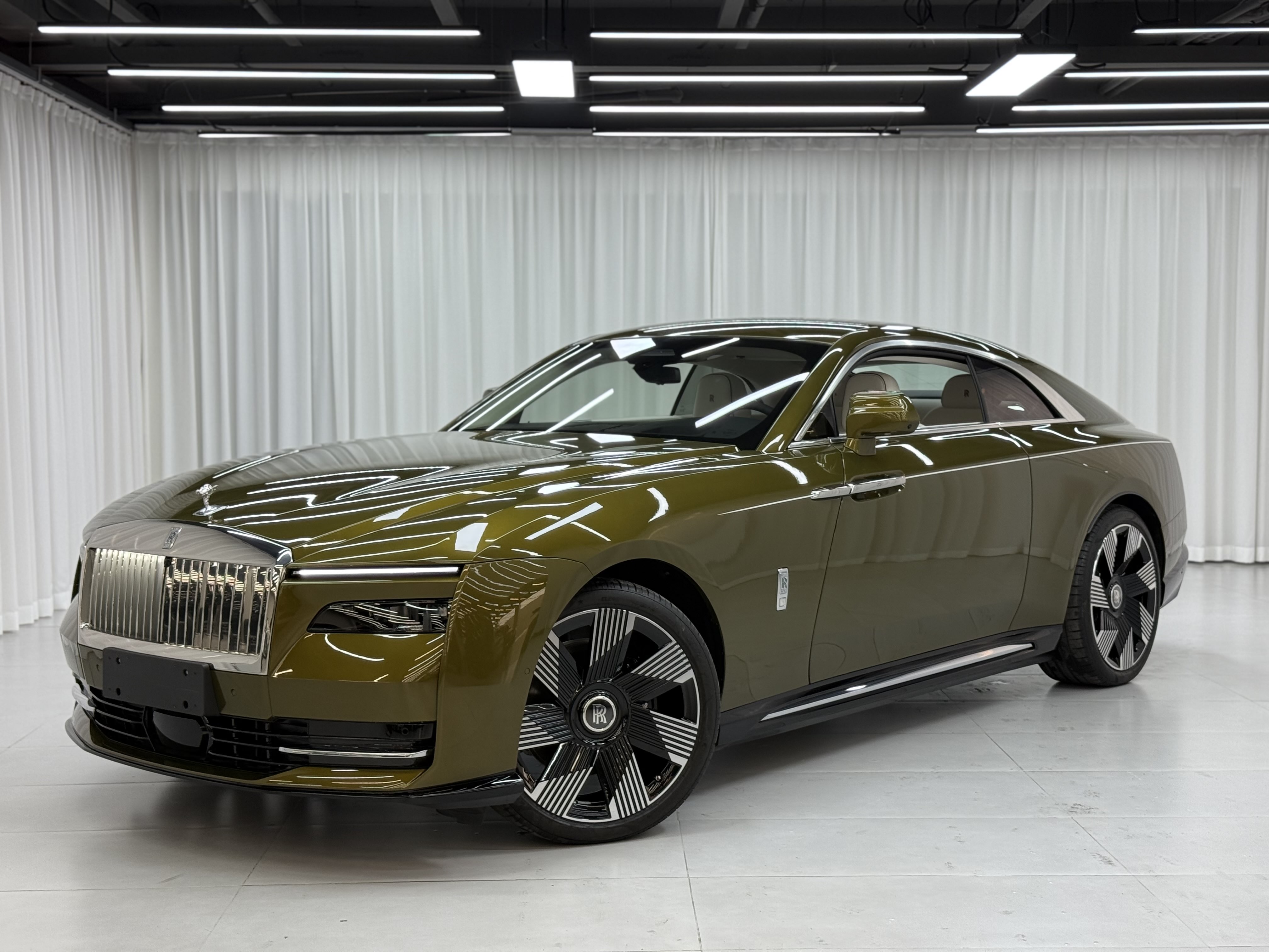 Rolls-Royce Spectre 2025 Rolls-Royce Spectre 2025 汽车图片