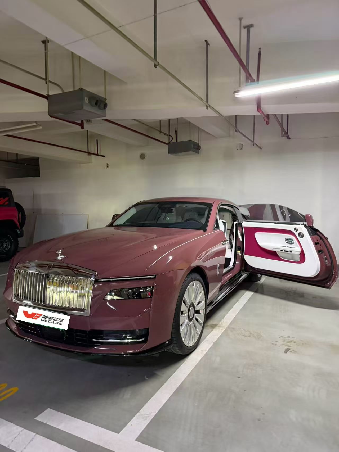 Rolls-Royce Spectre 2025 Rolls-Royce Spectre 2025 汽车图片