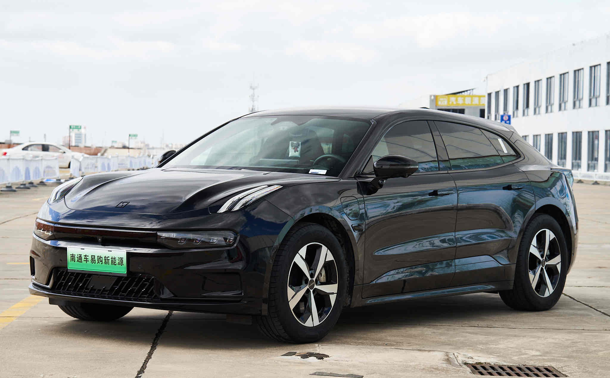 Zeekr 001 2024 汽车图片 