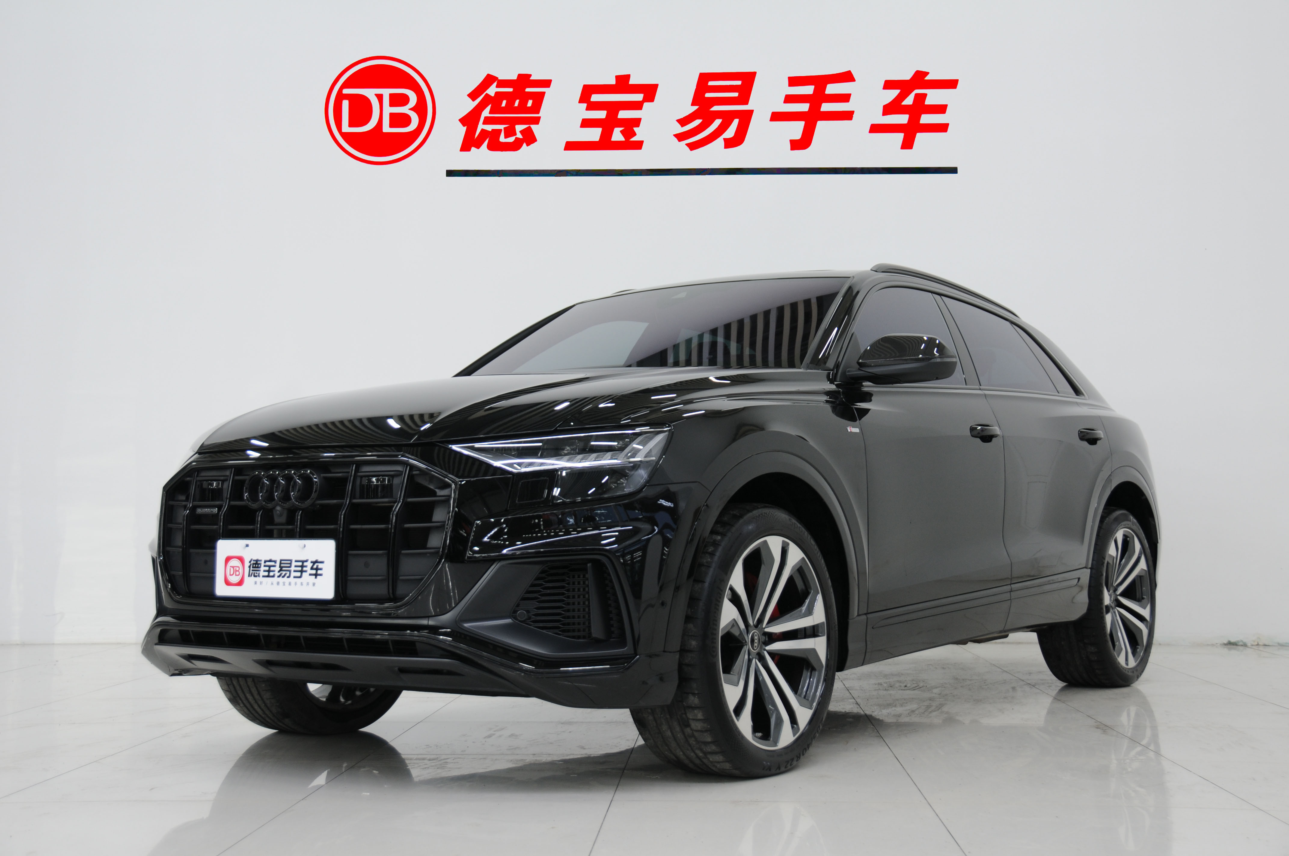 Audi Q8 2024 car image 
