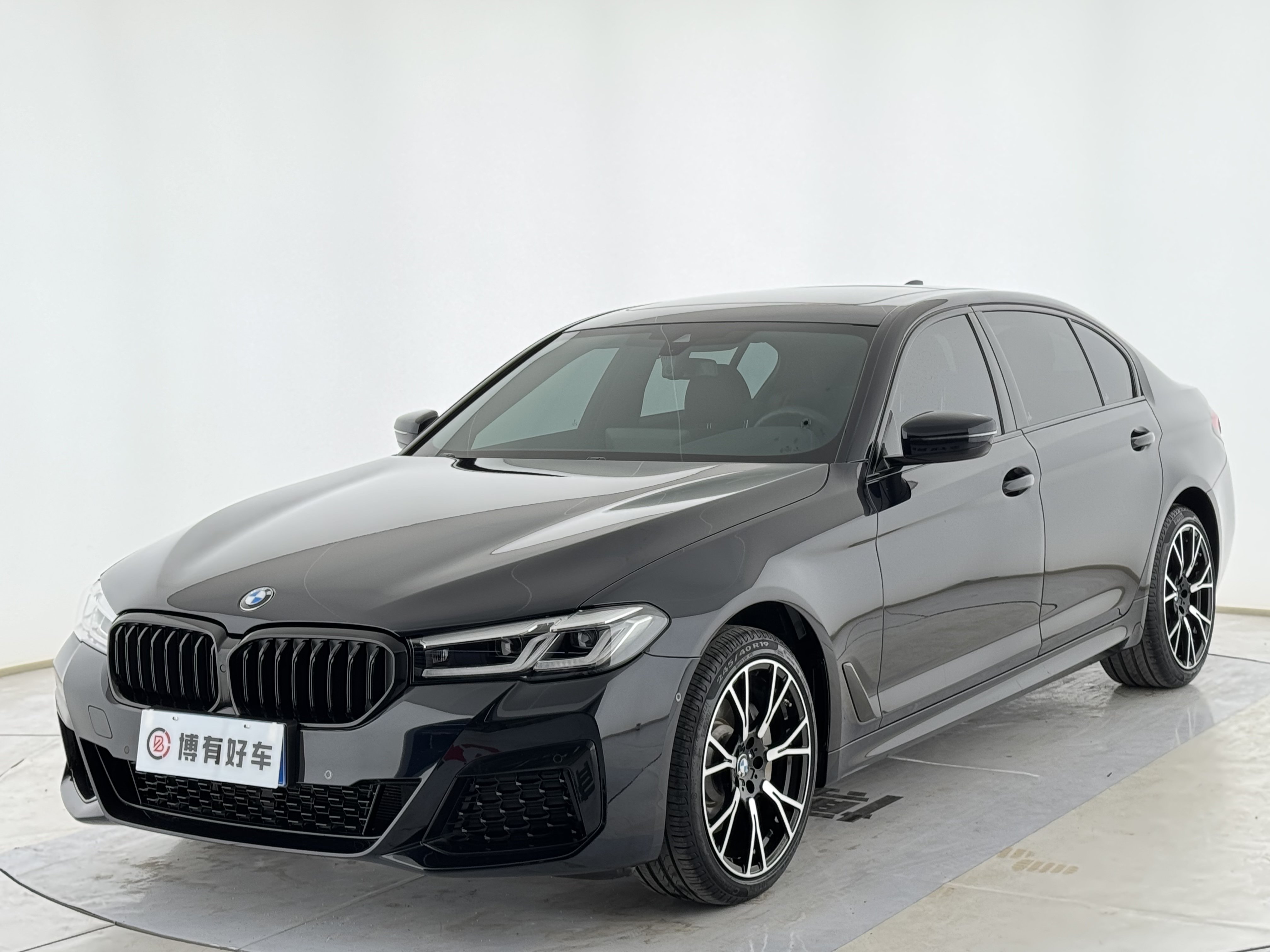 BMW 5 Series 2023 car image 