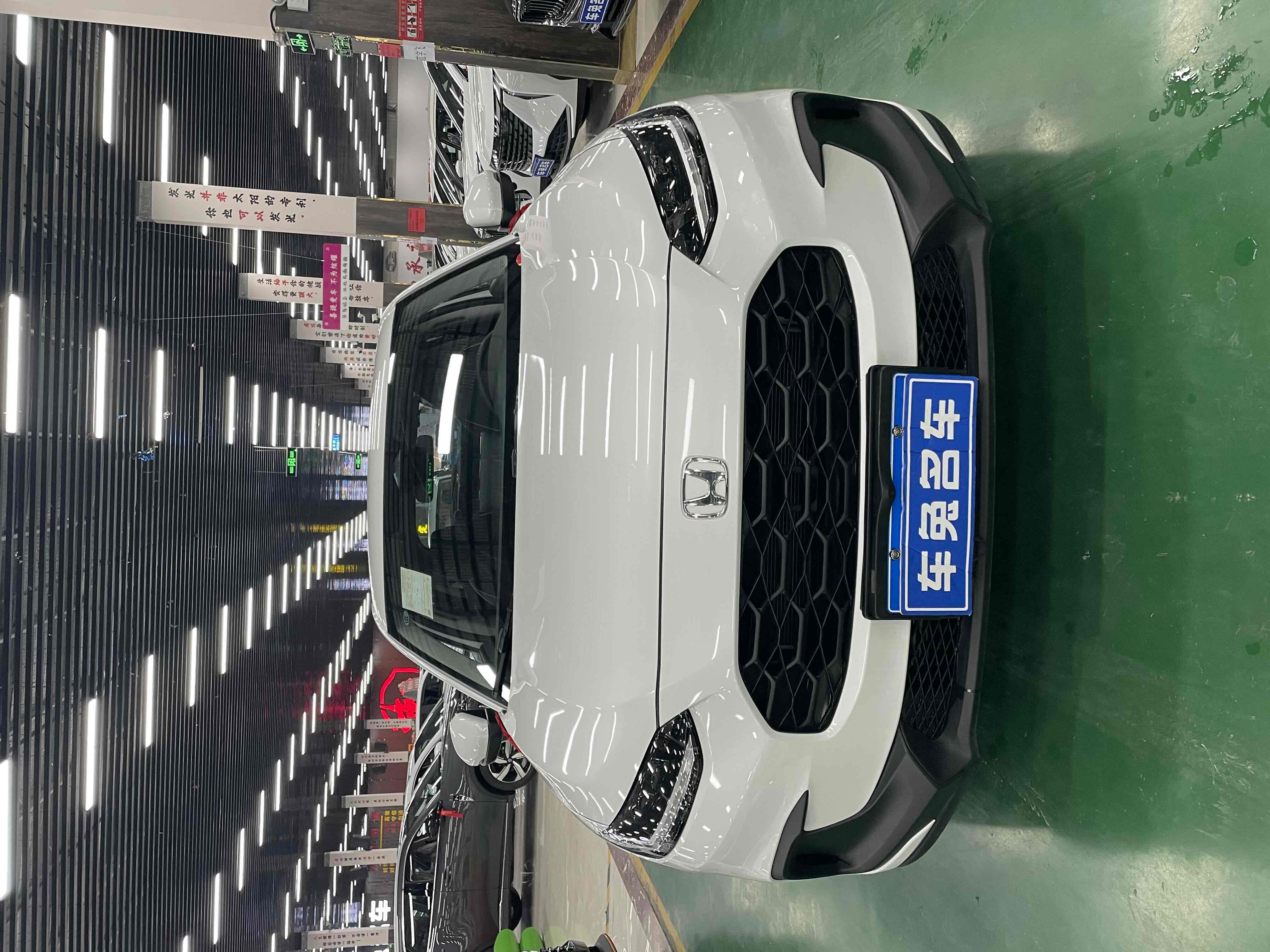 Honda ZR-V 2025 car image 