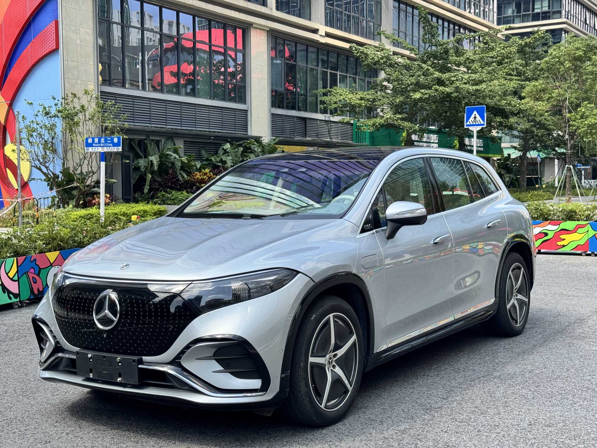 Mercedes-Benz EQS SUV 2023 Mercedes-Benz EQS SUV 2023 car image