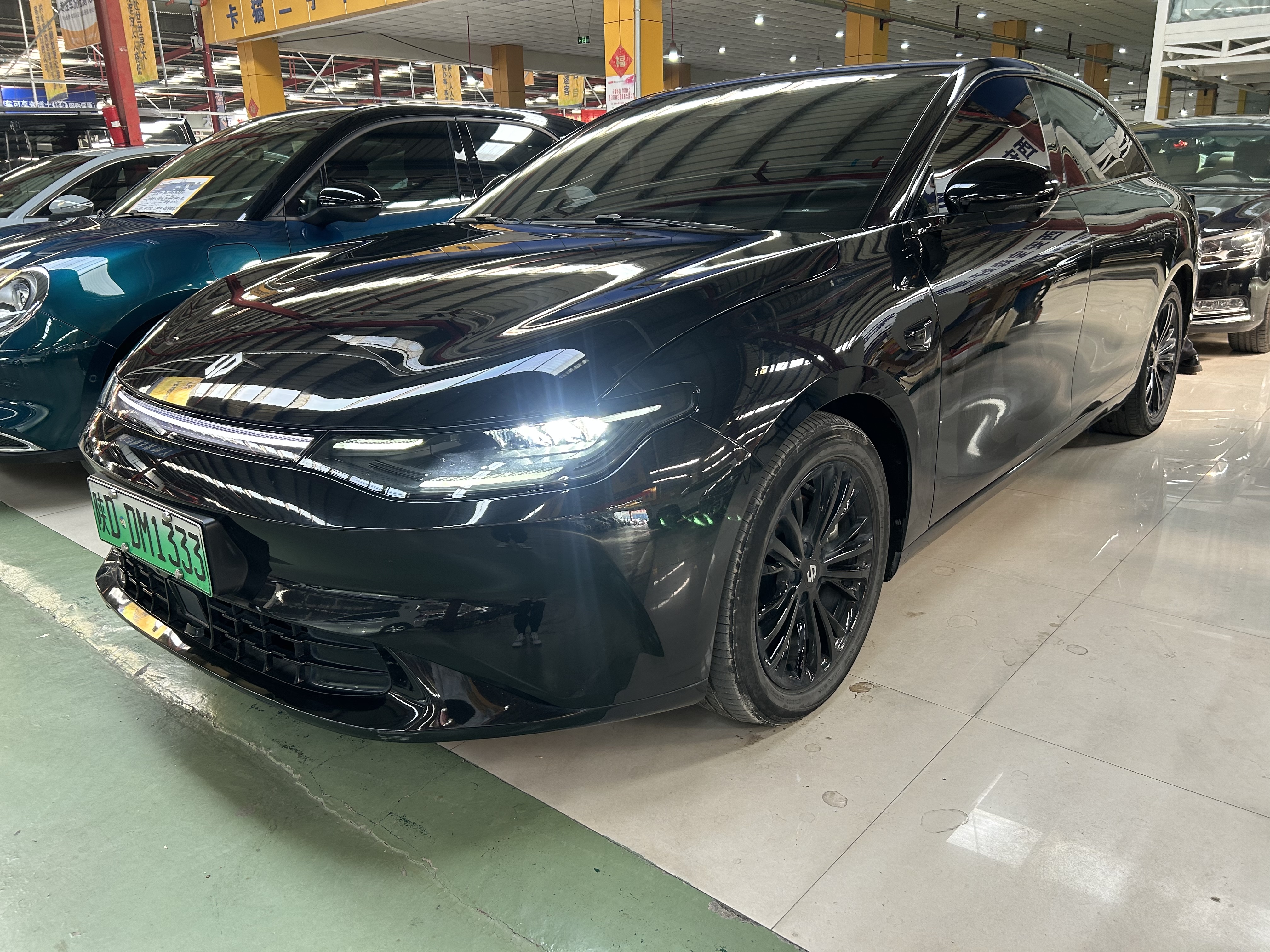 Leapmotor C01 2023 汽车图片 