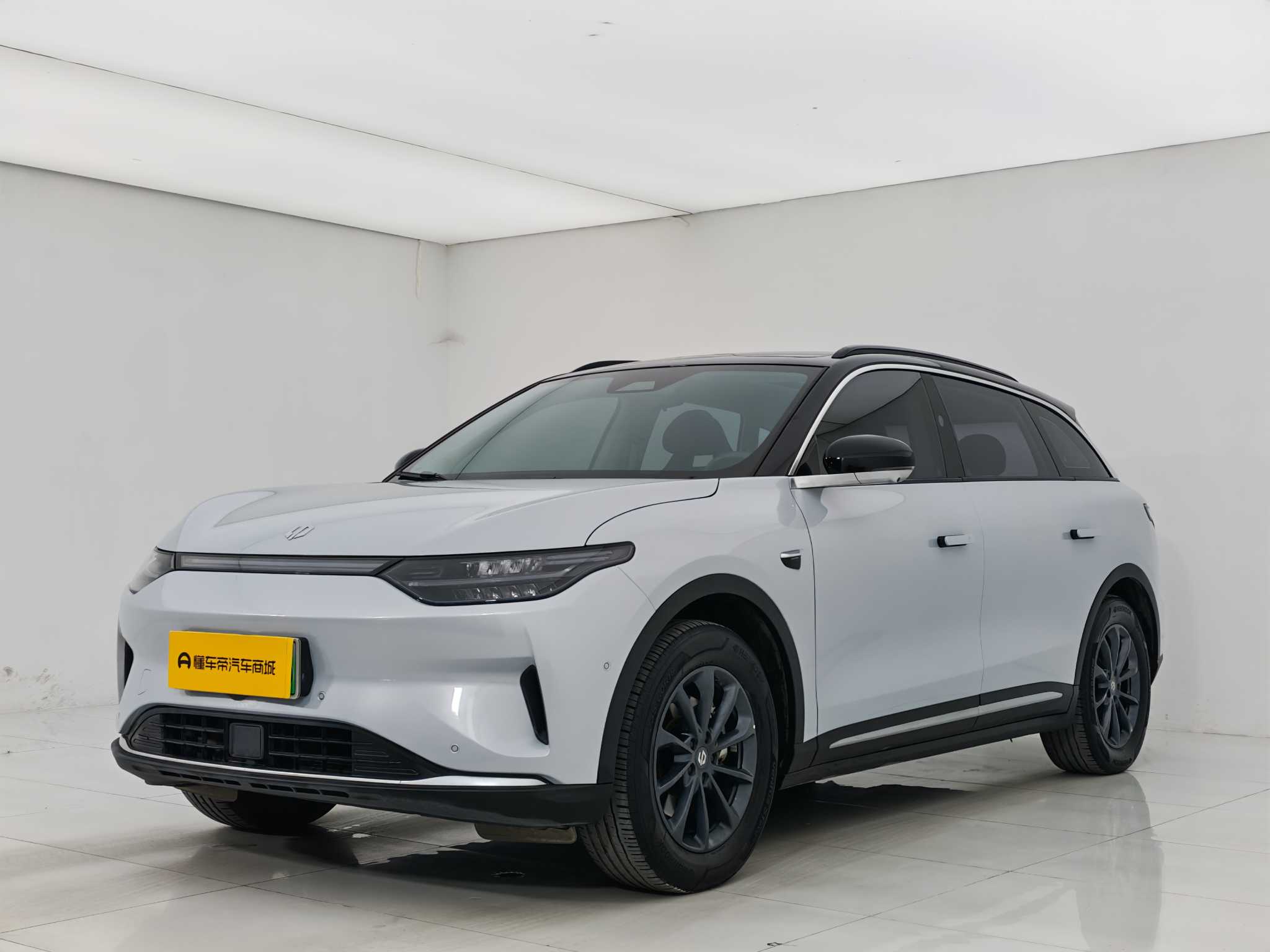 Leapmotor C11 2023 汽车图片 