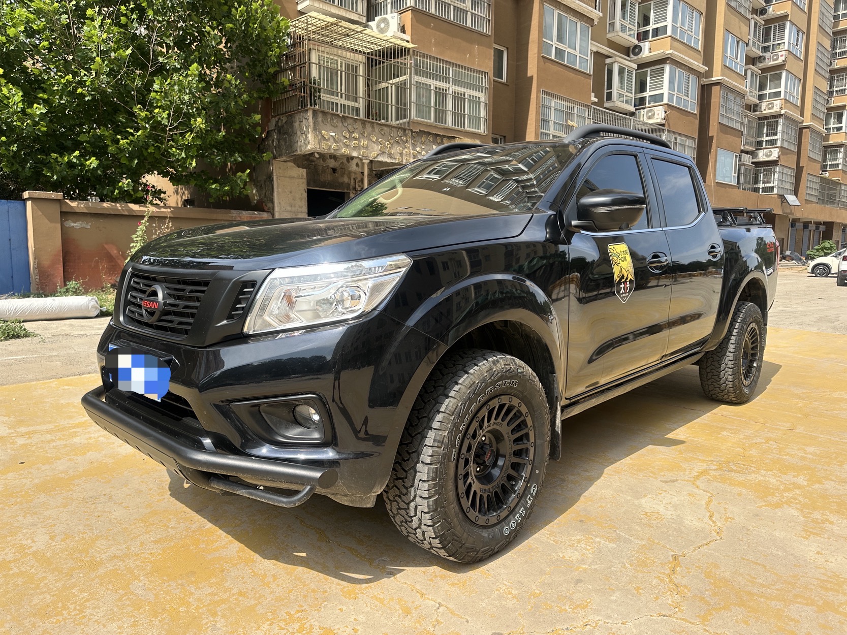 Nissan Navara 2023 汽车图片 