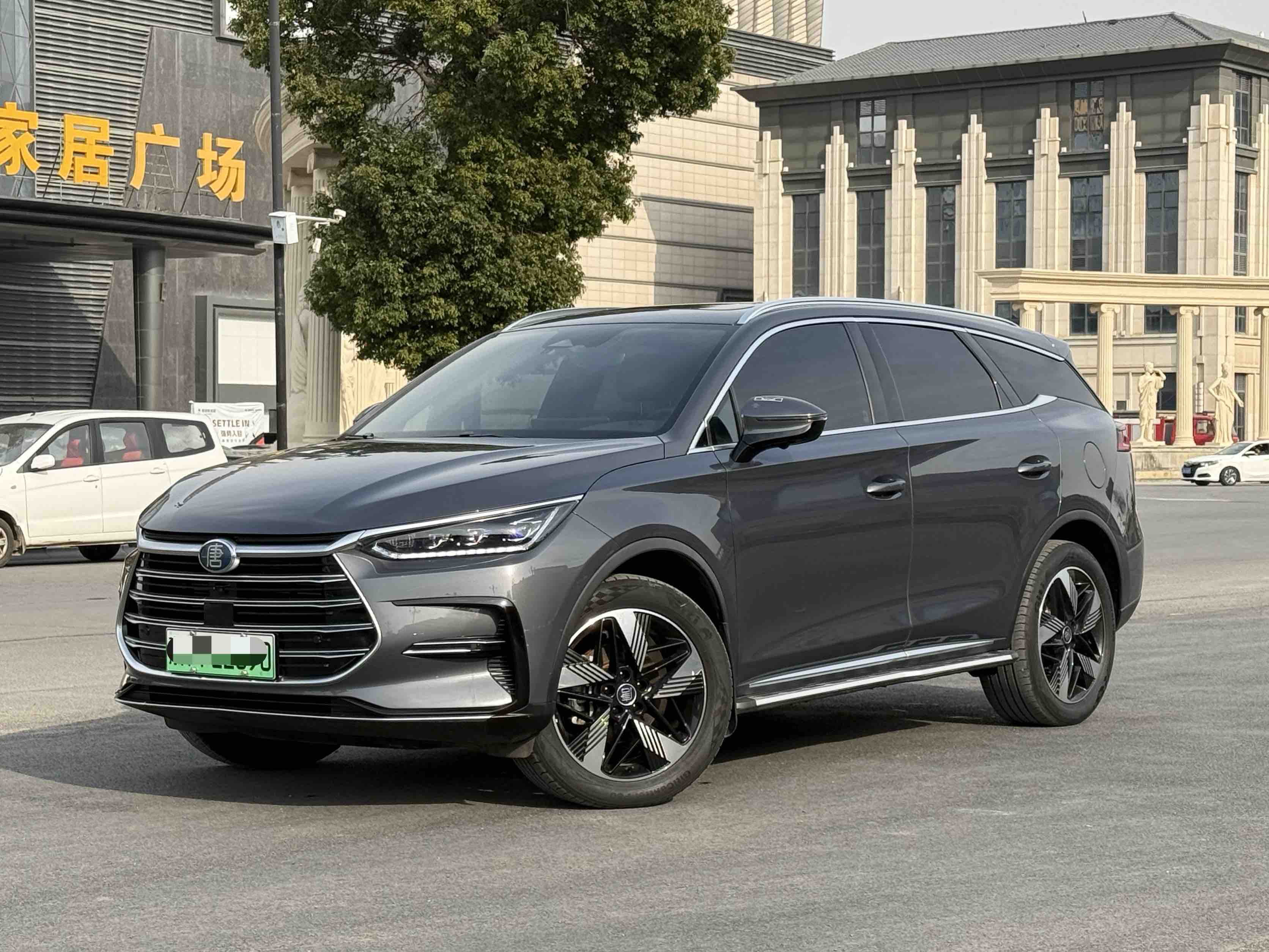 BYD Tang New Energy 2023 BYD Tang New Energy 2023 immagine di auto