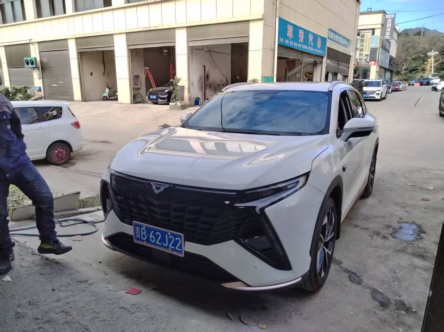Kaiyi Kunlun 2023 Kaiyi Kunlun 2023 car image