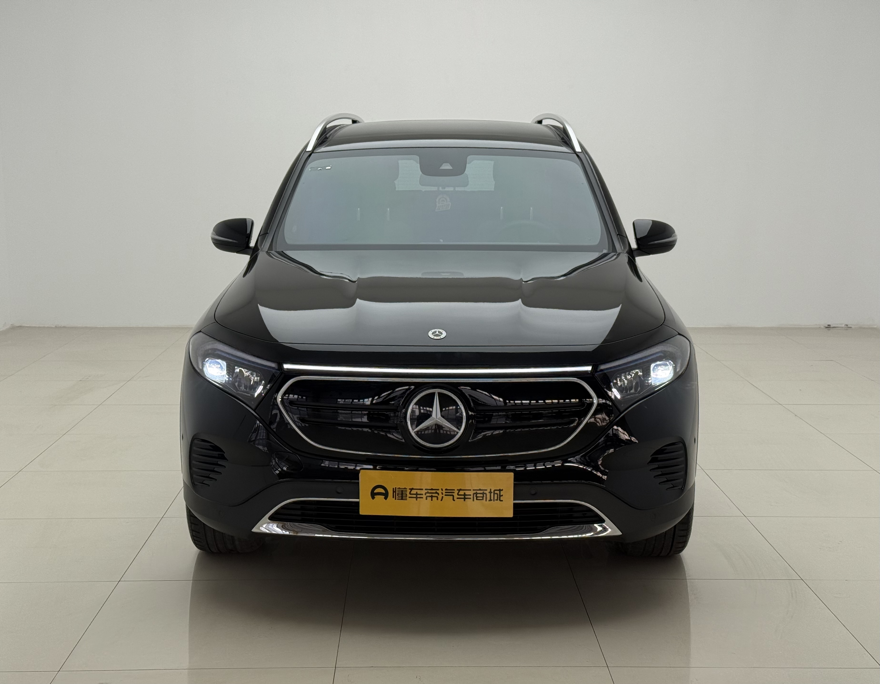 Mercedes-Benz EQB Class 2023 car image 