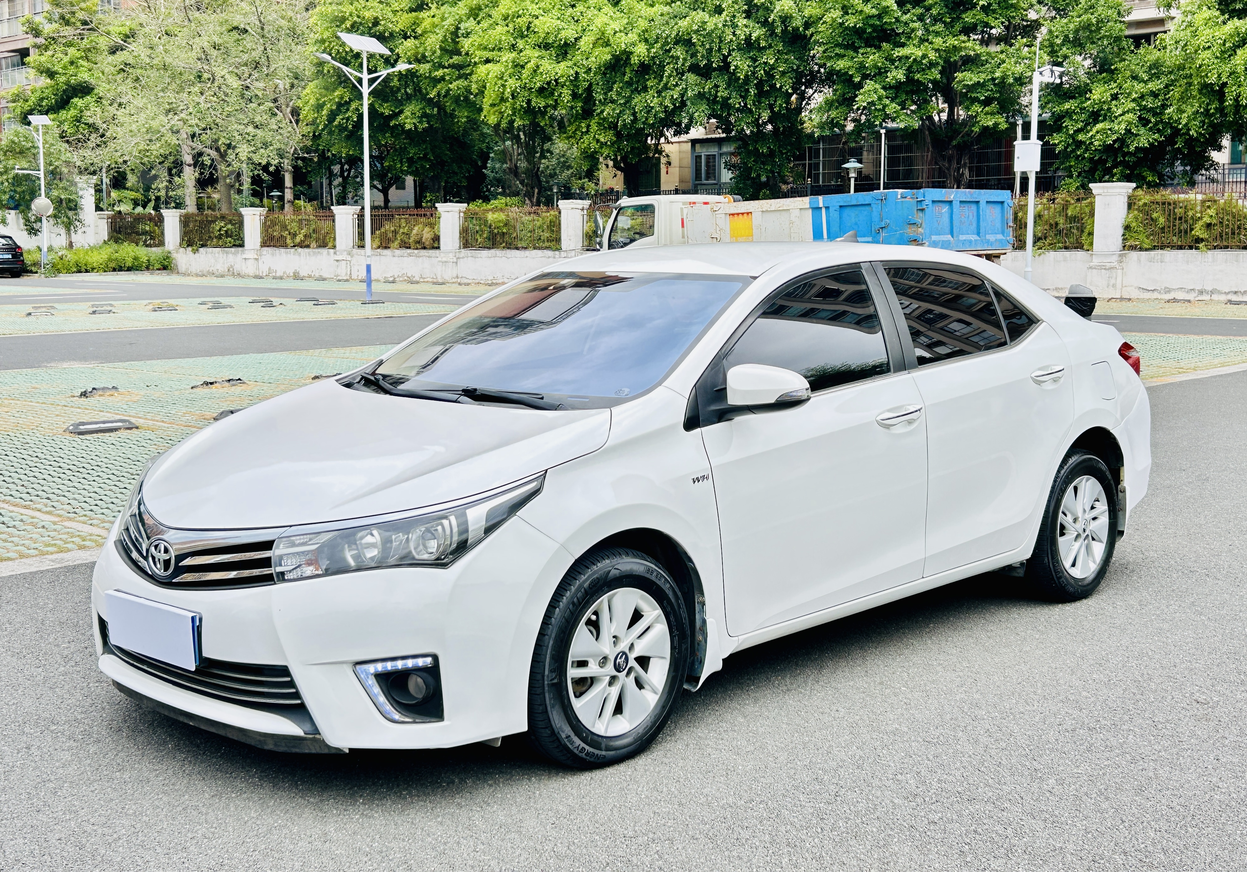 2016 2016 car image
