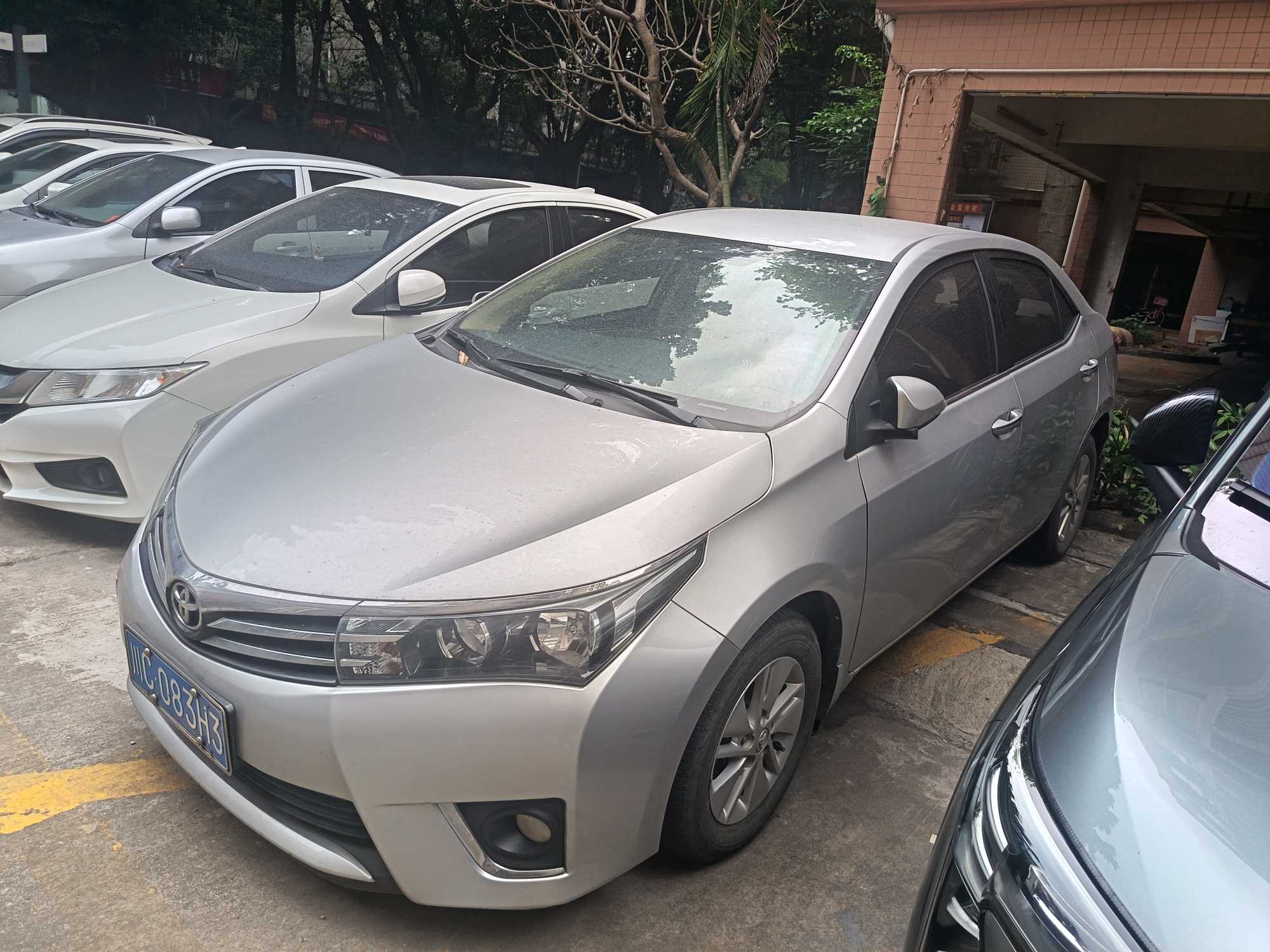 Toyota 2015 car image 