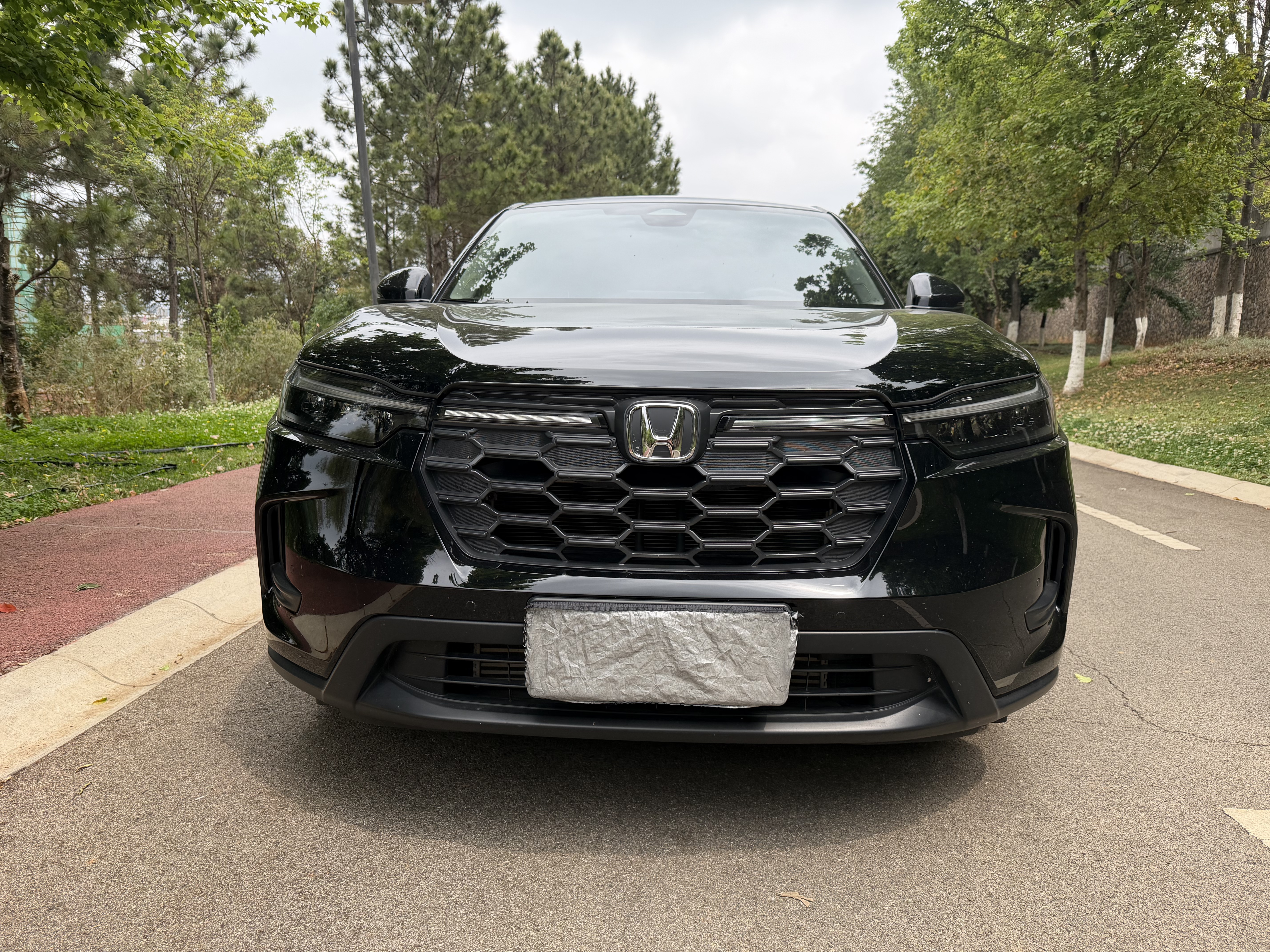 Honda HR-V 2025 car image 