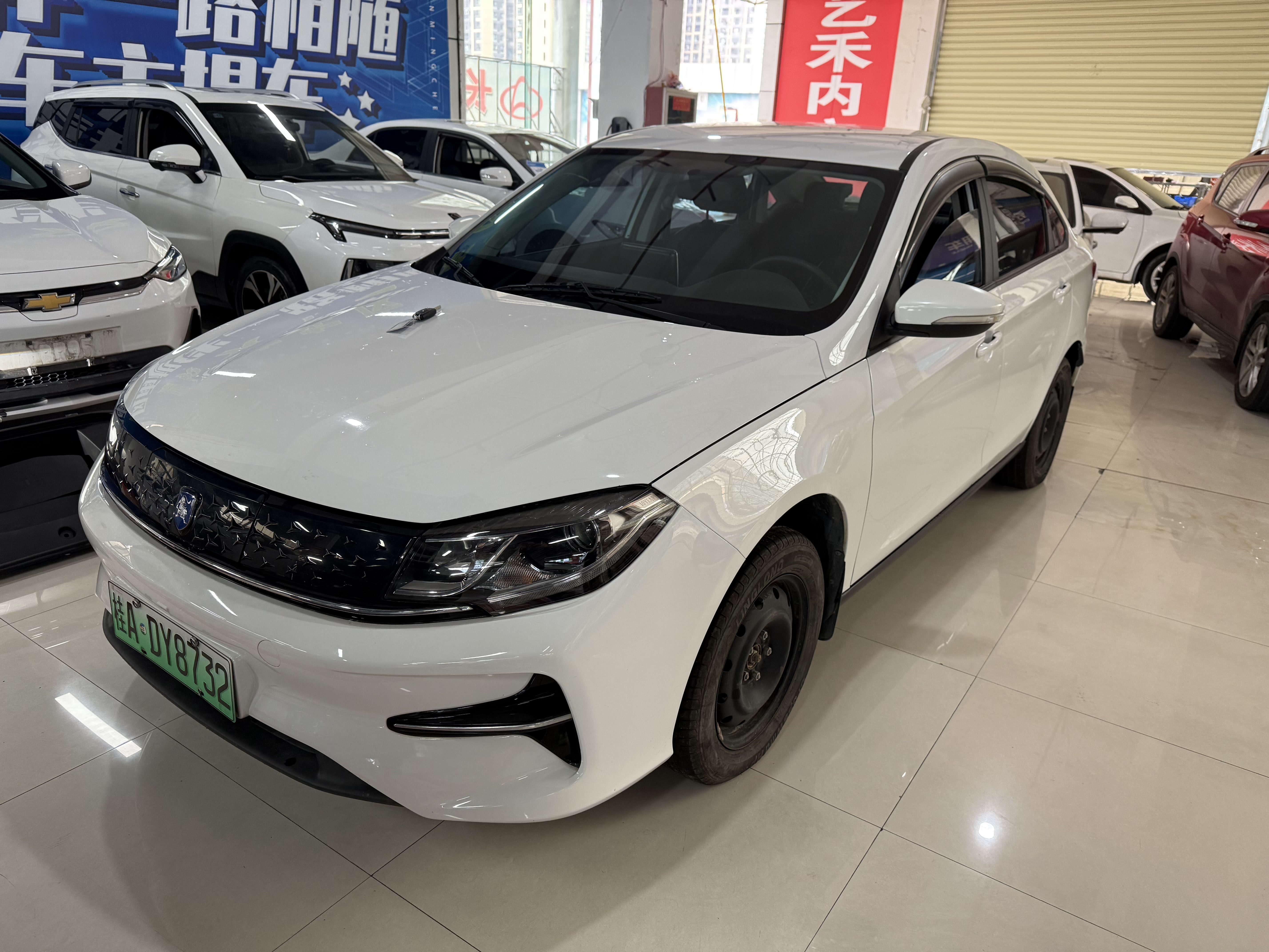 Forthing S60 EV 2023 car image 