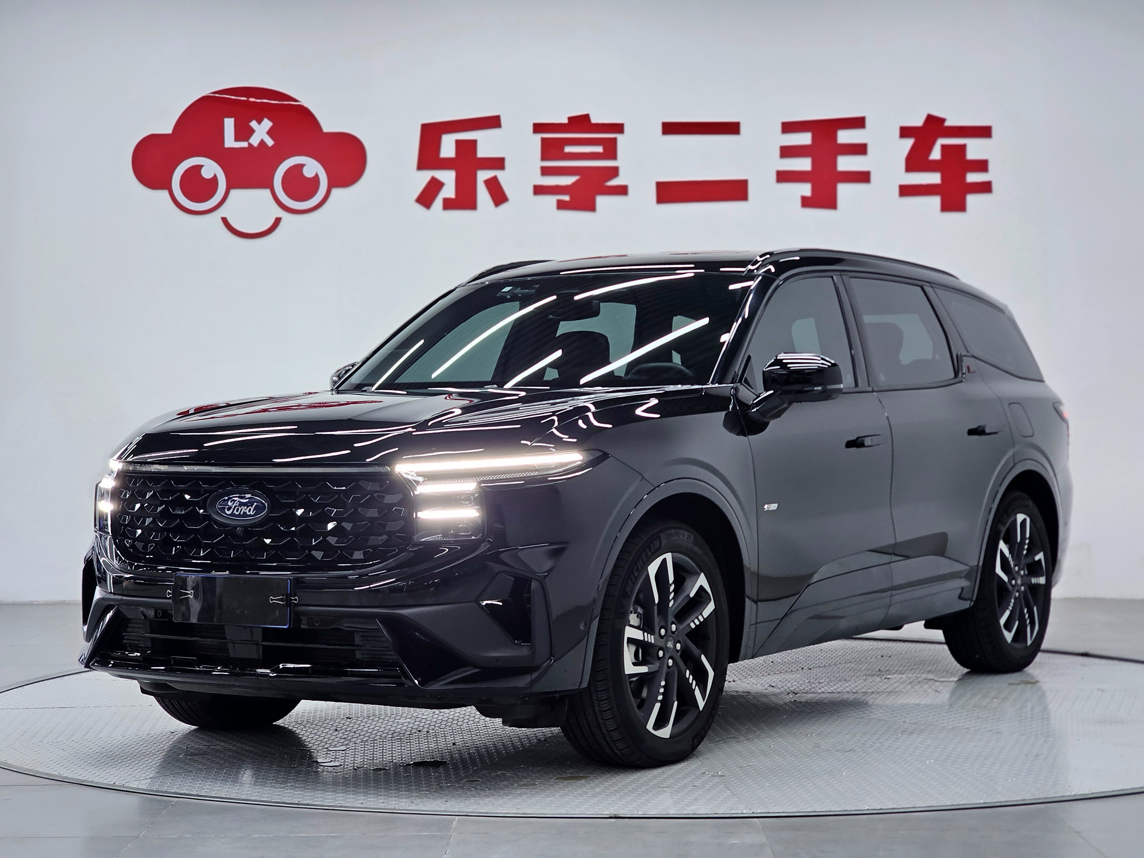 Ford Edge 2024 immagine di auto 