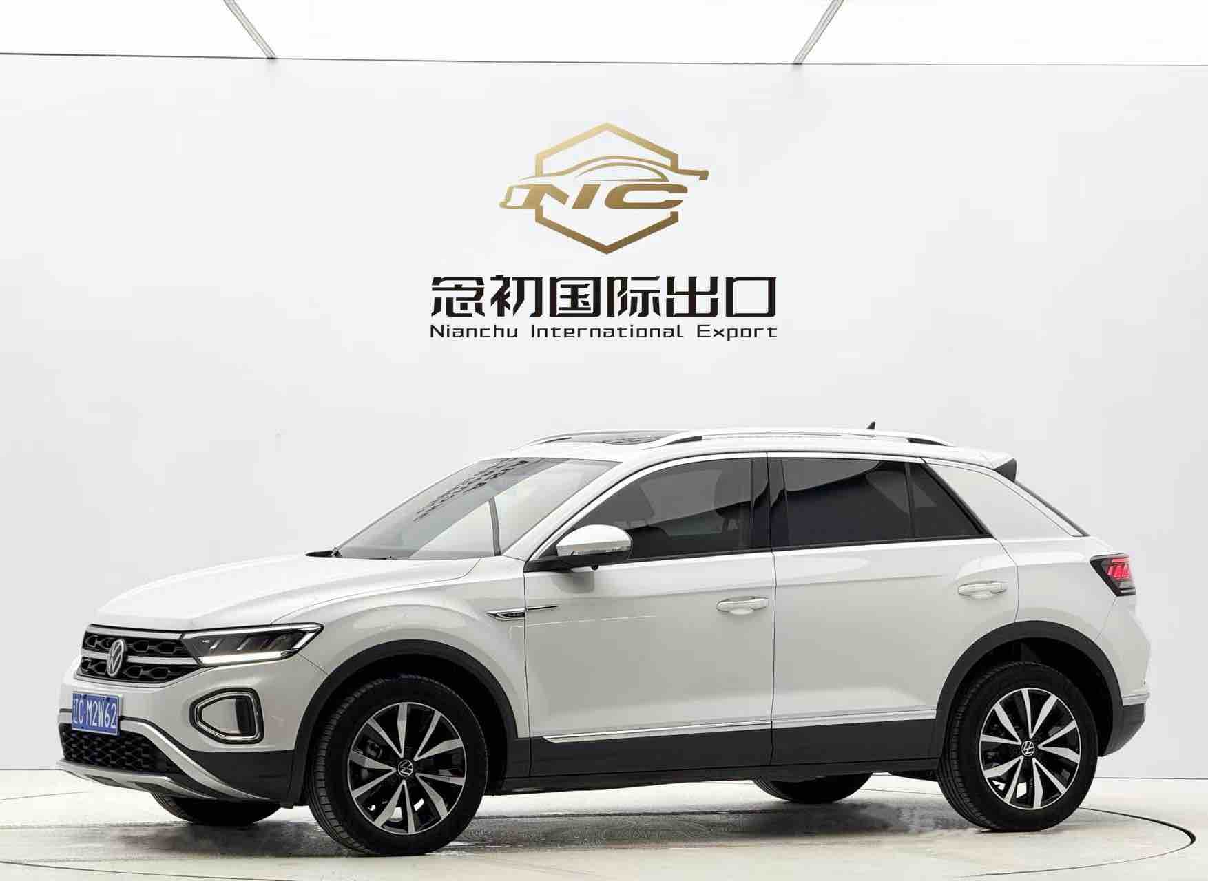 T-Roc 2023 T-Roc 2023 car image
