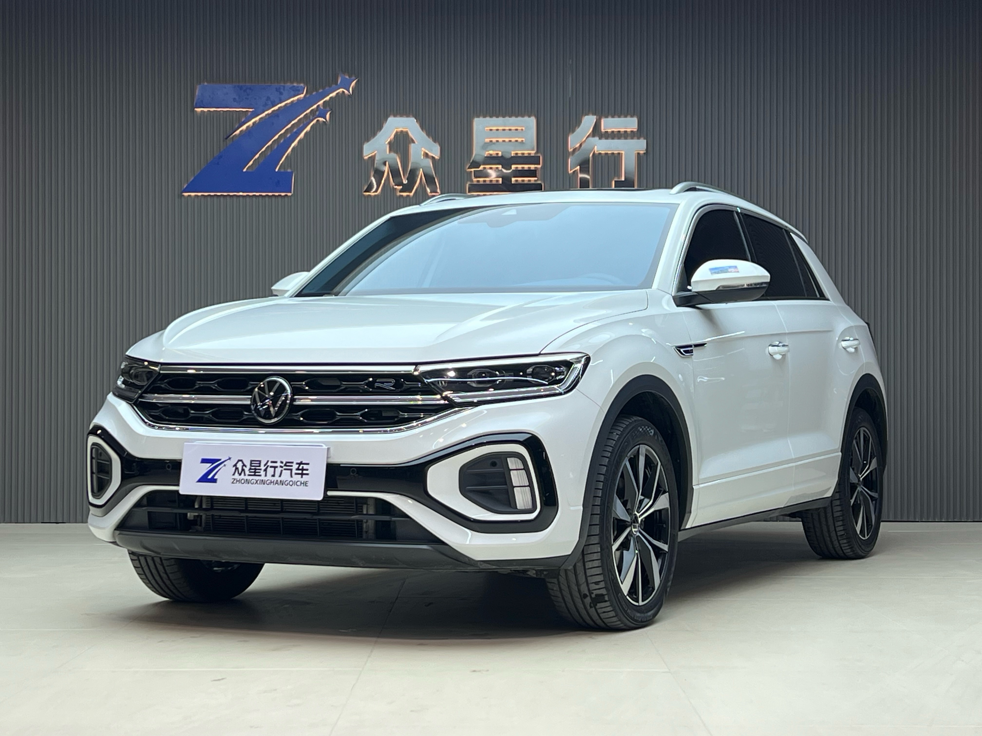 Volkswagen T-Roc 2023 Volkswagen T-Roc 2023 car image