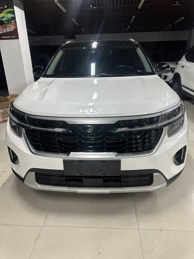 Kia Seltos 2023 汽车图片 