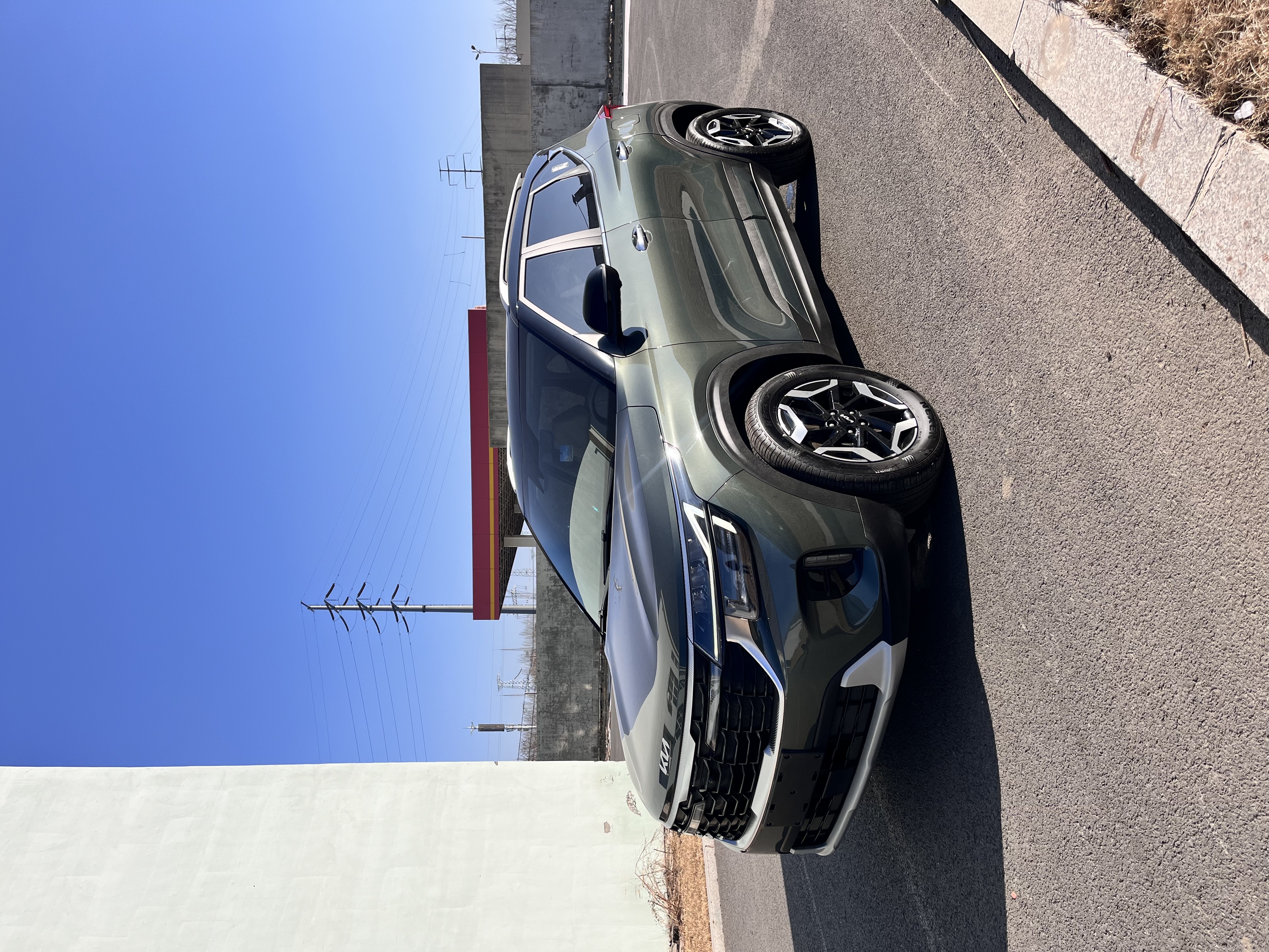 Kia Seltos 2023 汽车图片 