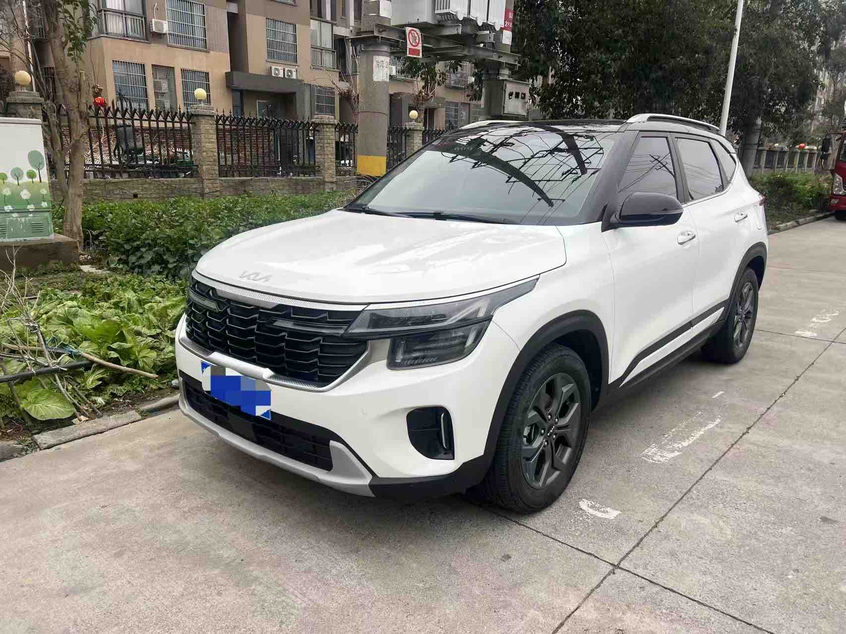 Kia Seltos 2023 汽车图片 