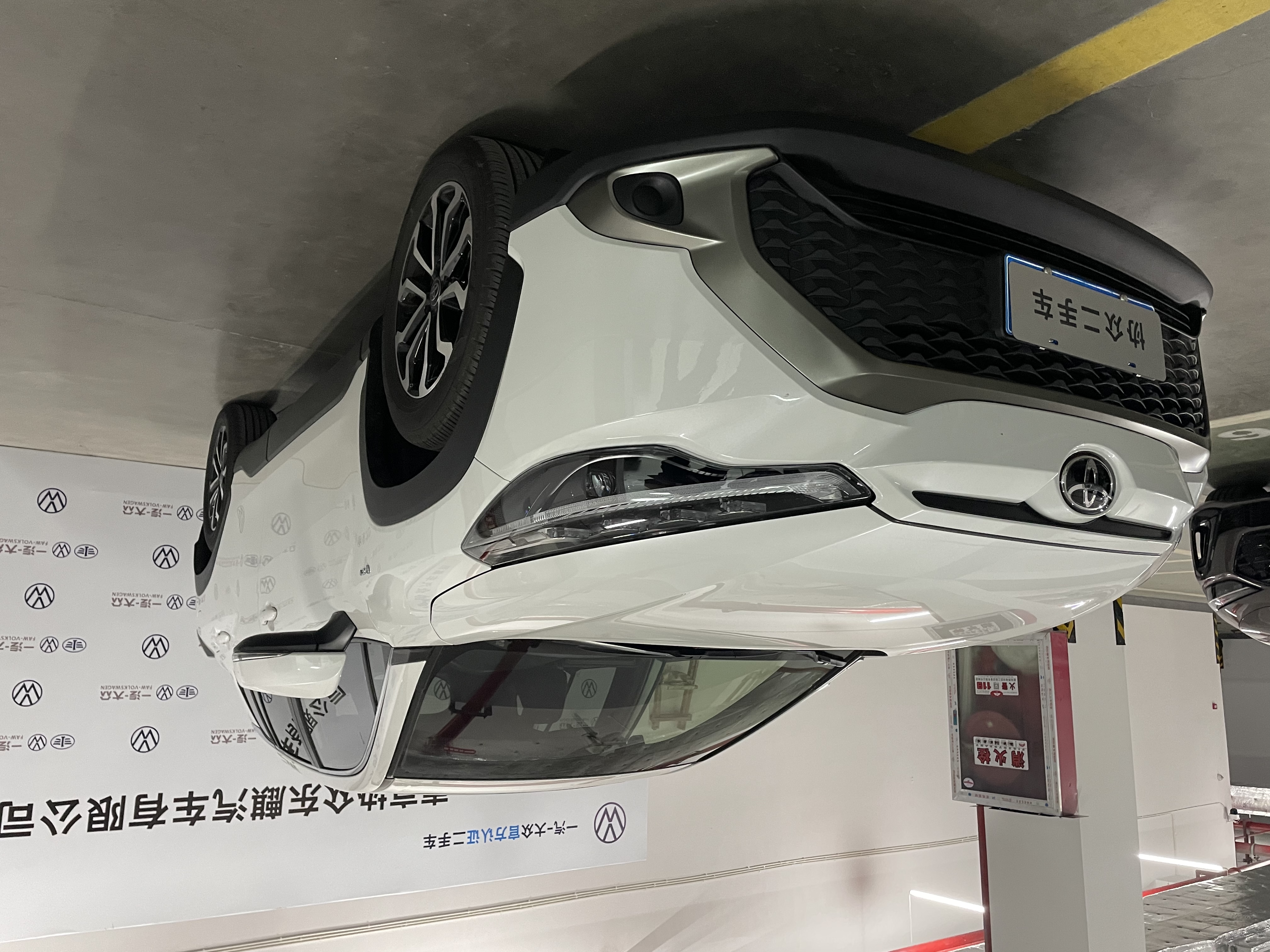 Toyota Frontlander 2024 汽车图片 