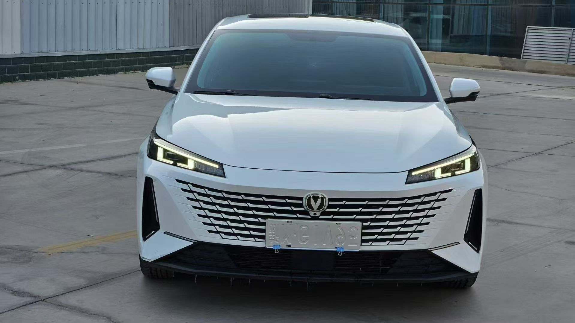 Changan Lamore 2023 Changan Lamore 2023 car image