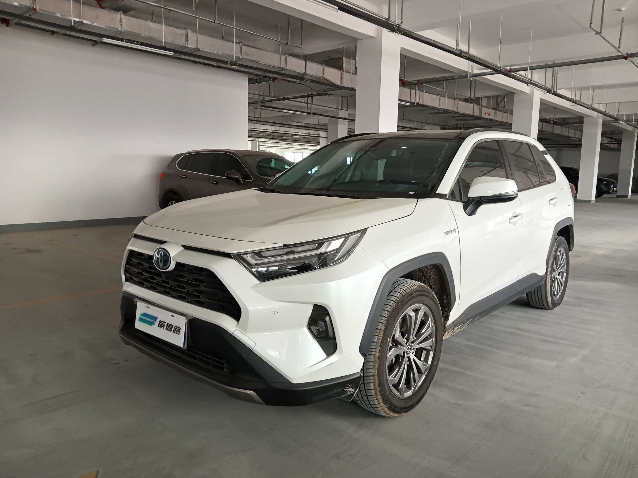Toyota RAV4 2024 Toyota RAV4 2024 car image