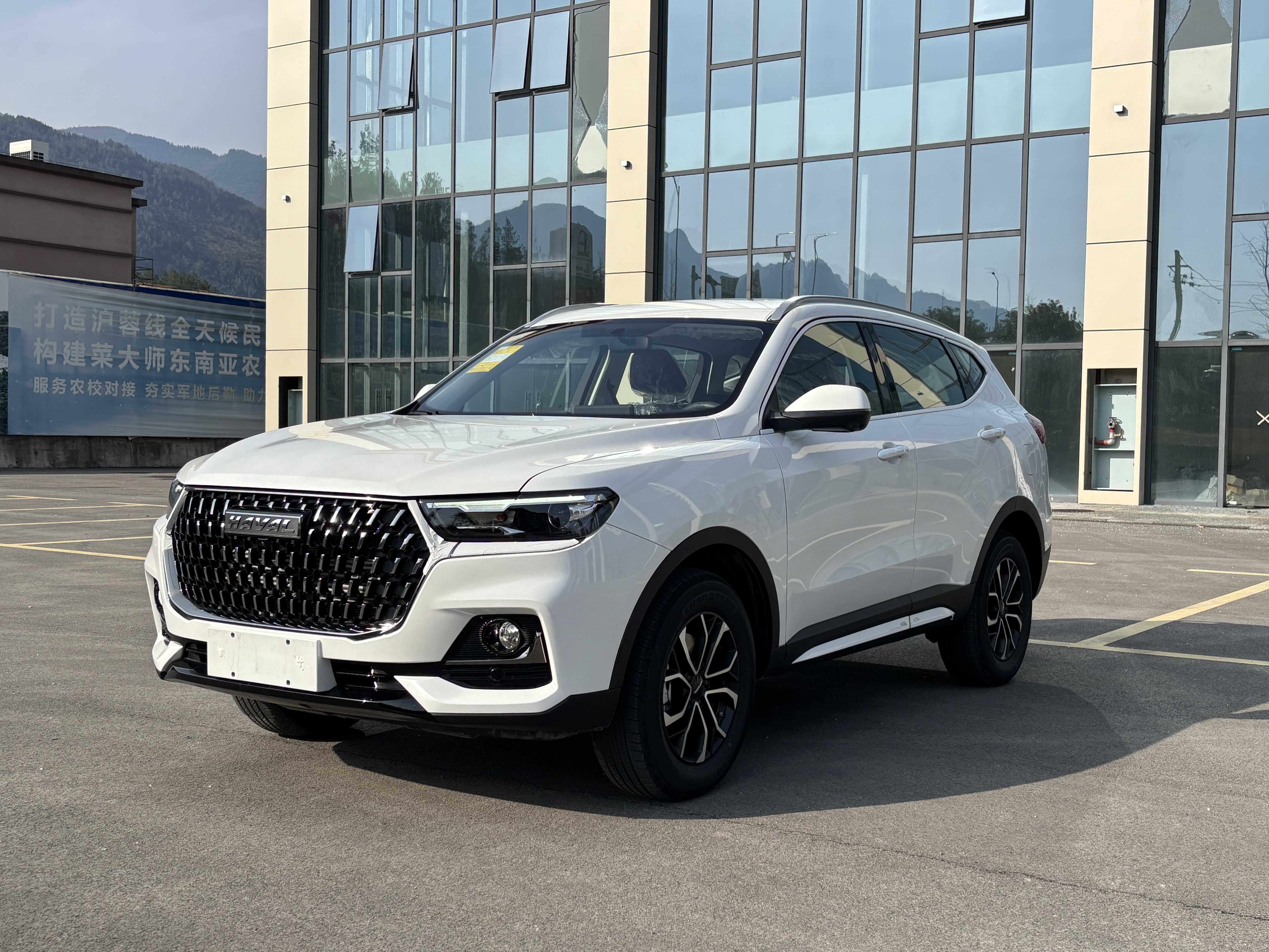Haval H6 2025 Haval H6 2025 car image