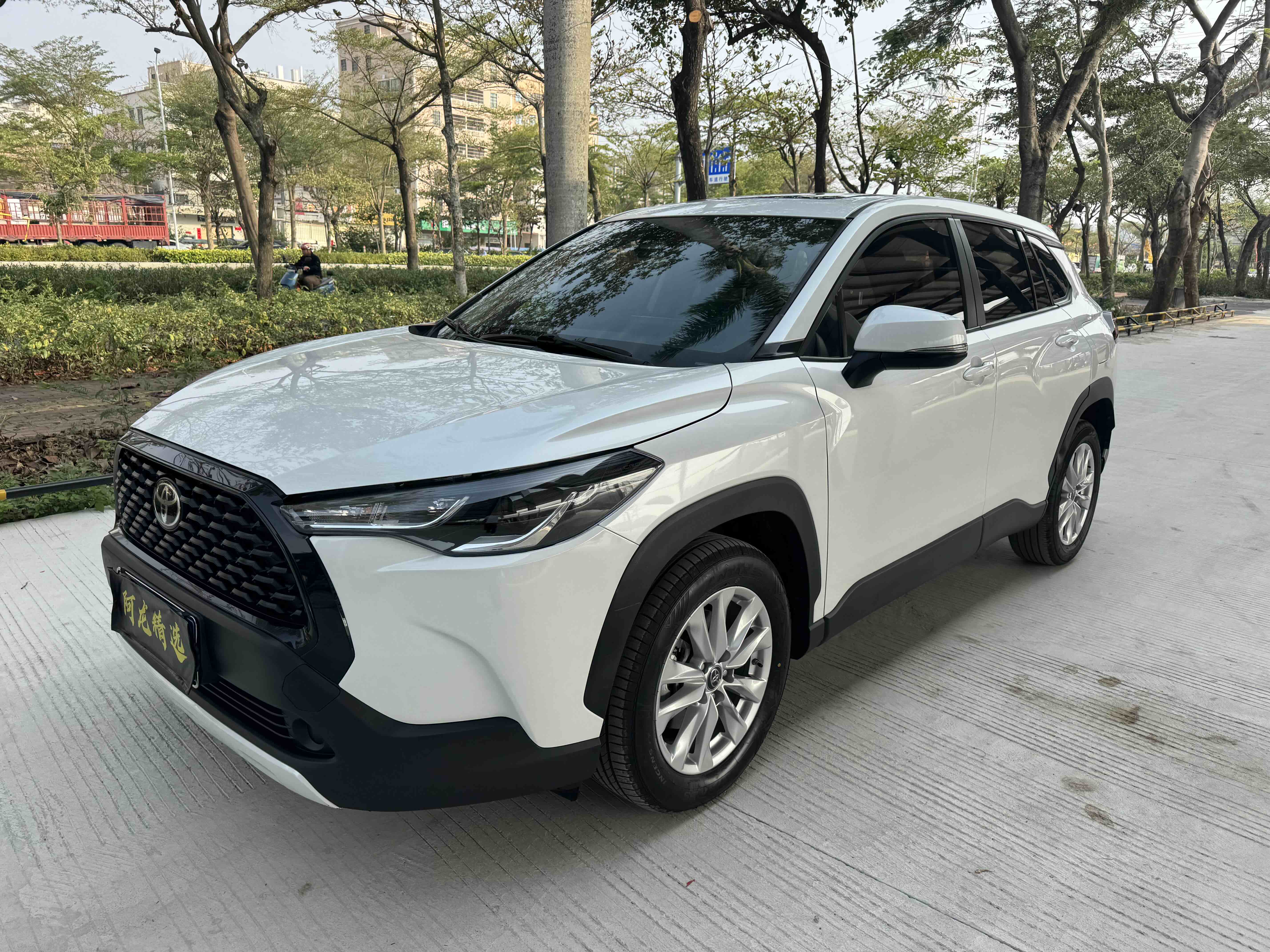 Corolla Cross 2023 car image 