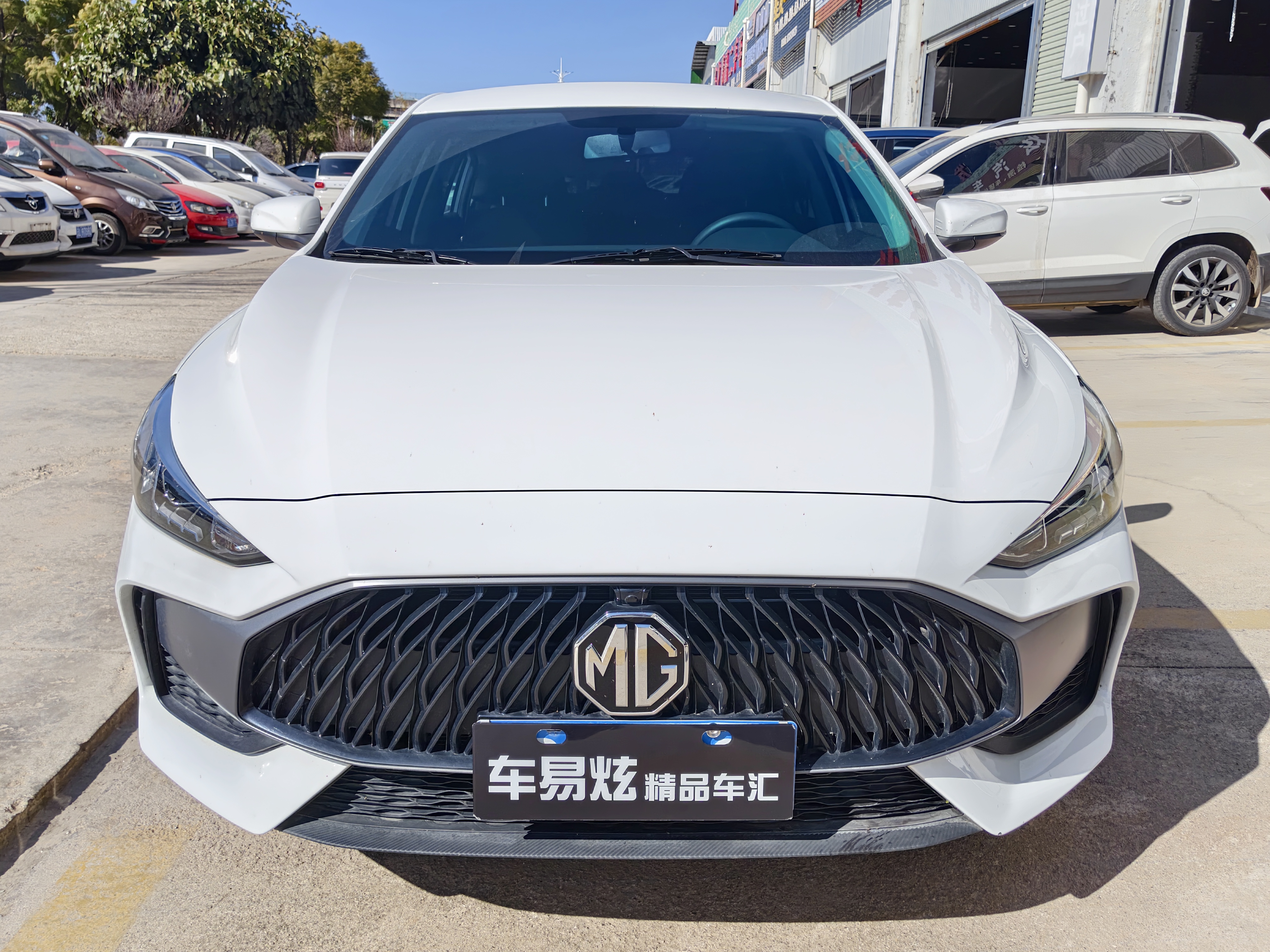 5 2024 5 2024 car image