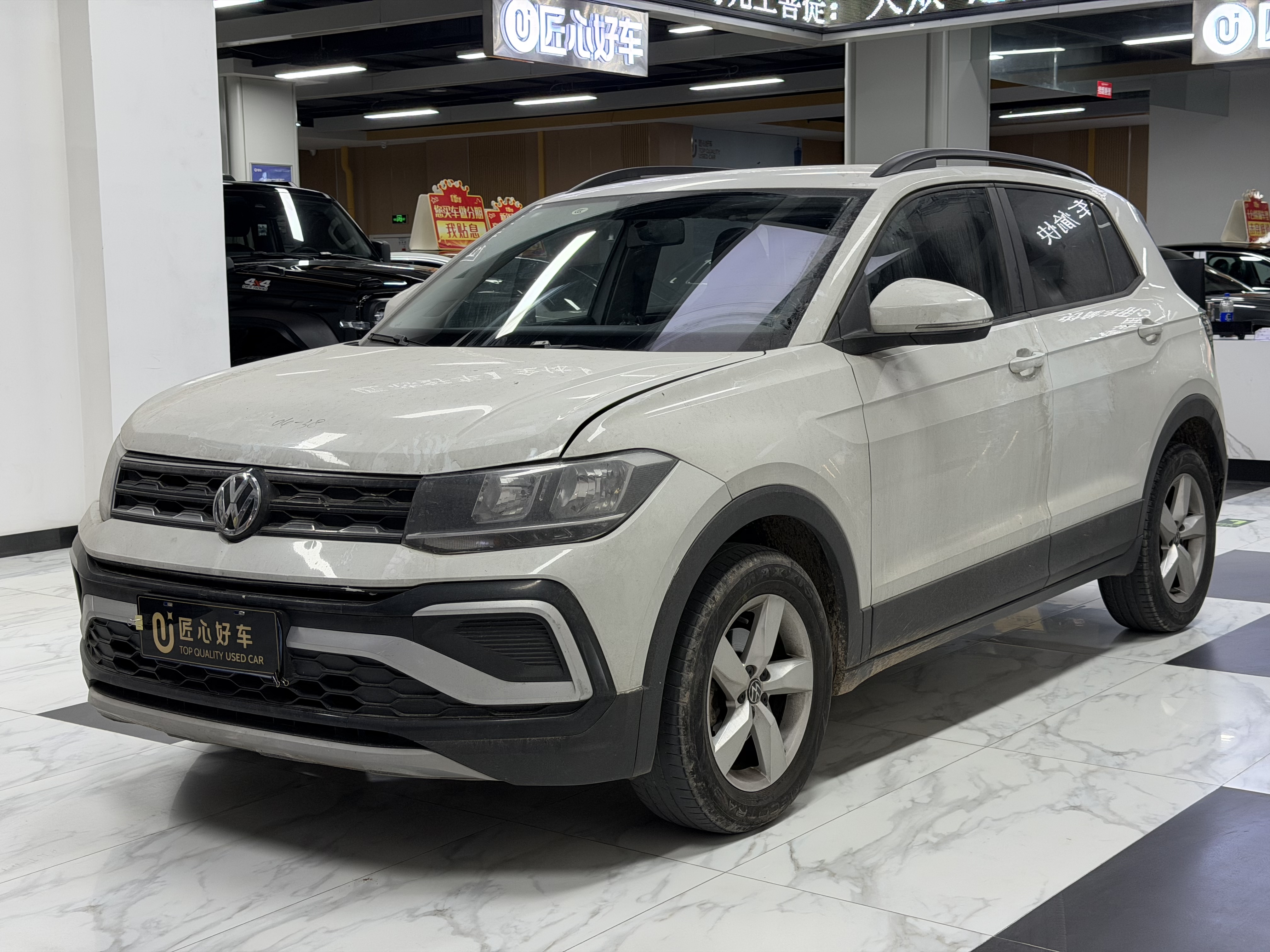 Volkswagen T-Cross 2024 car image 