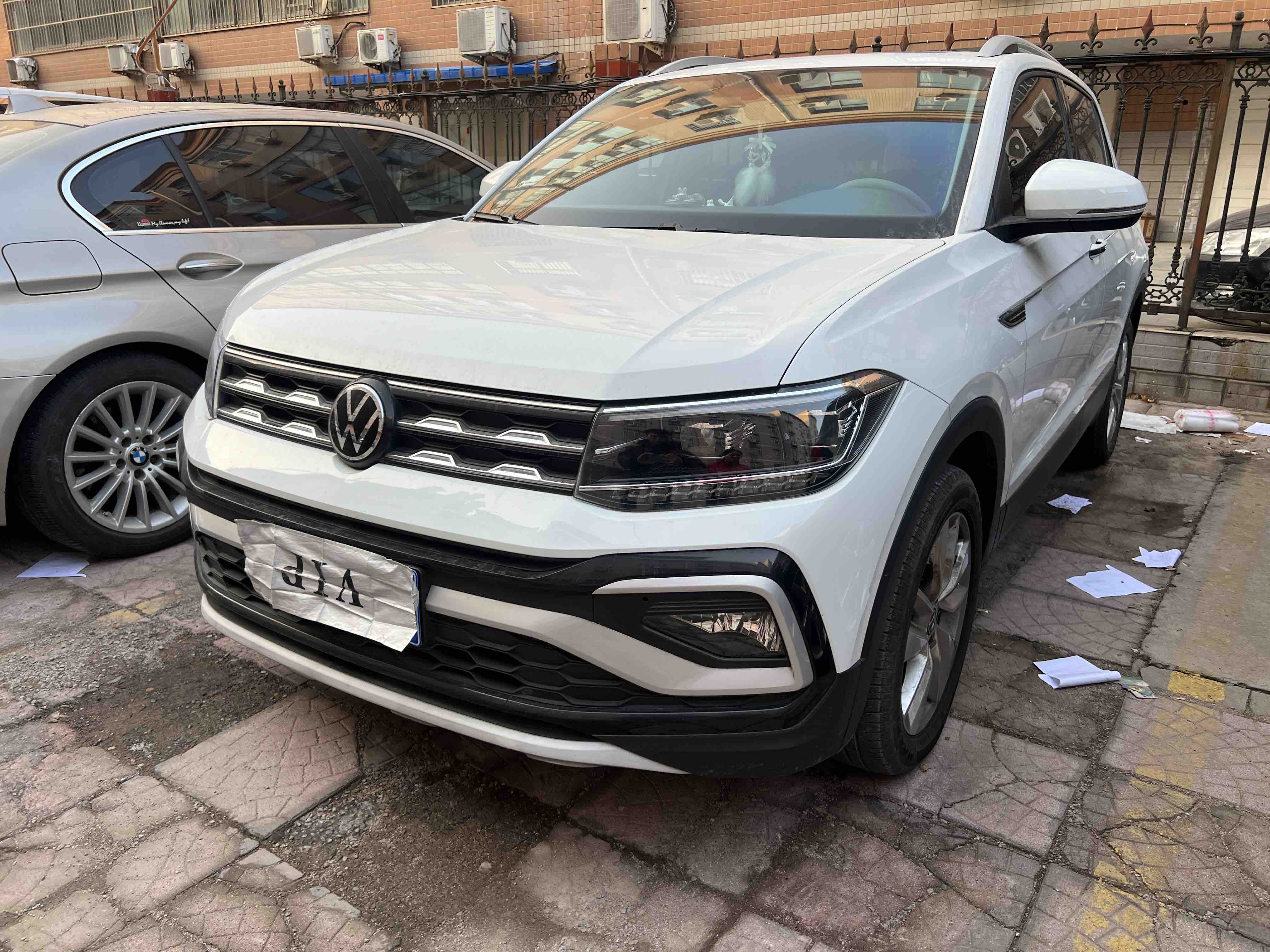 Volkswagen T-Cross 2024 car image 