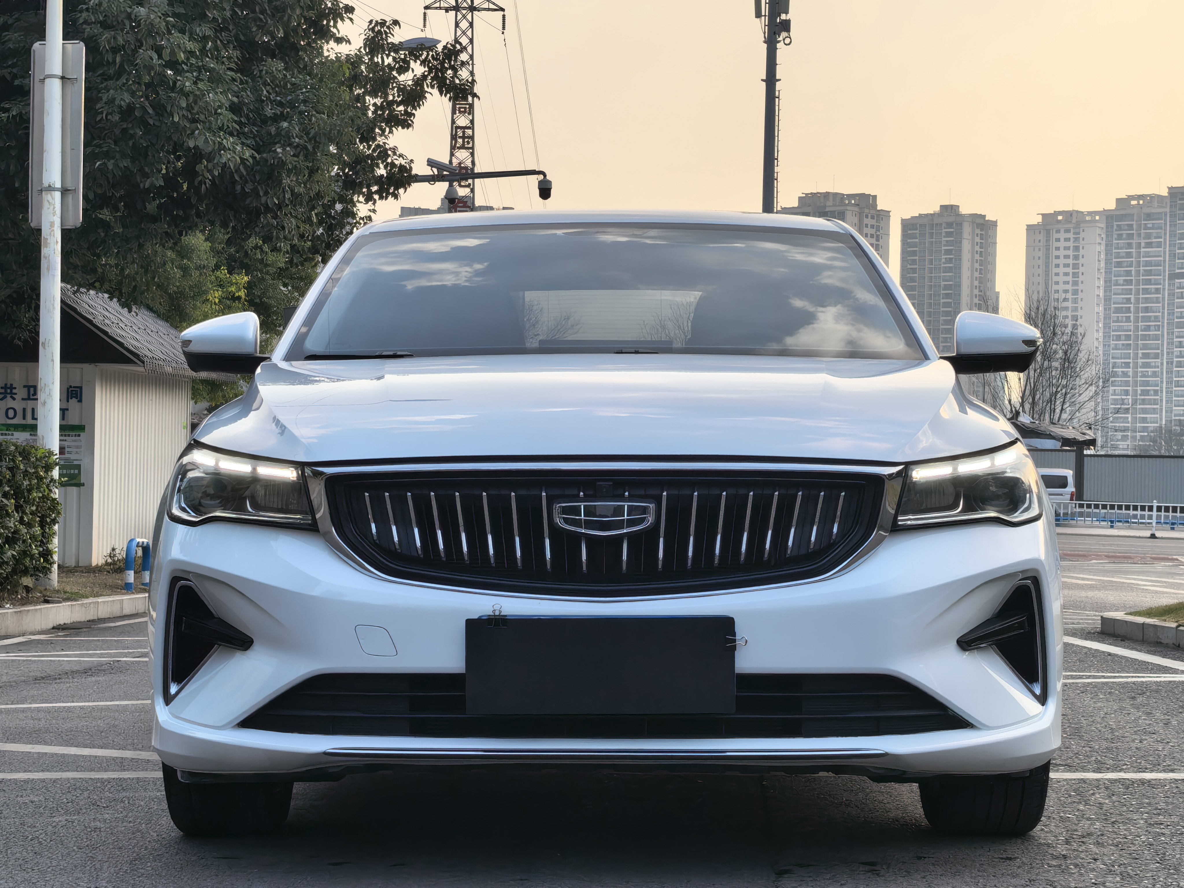 GEELY Emgrand 2023 car image 