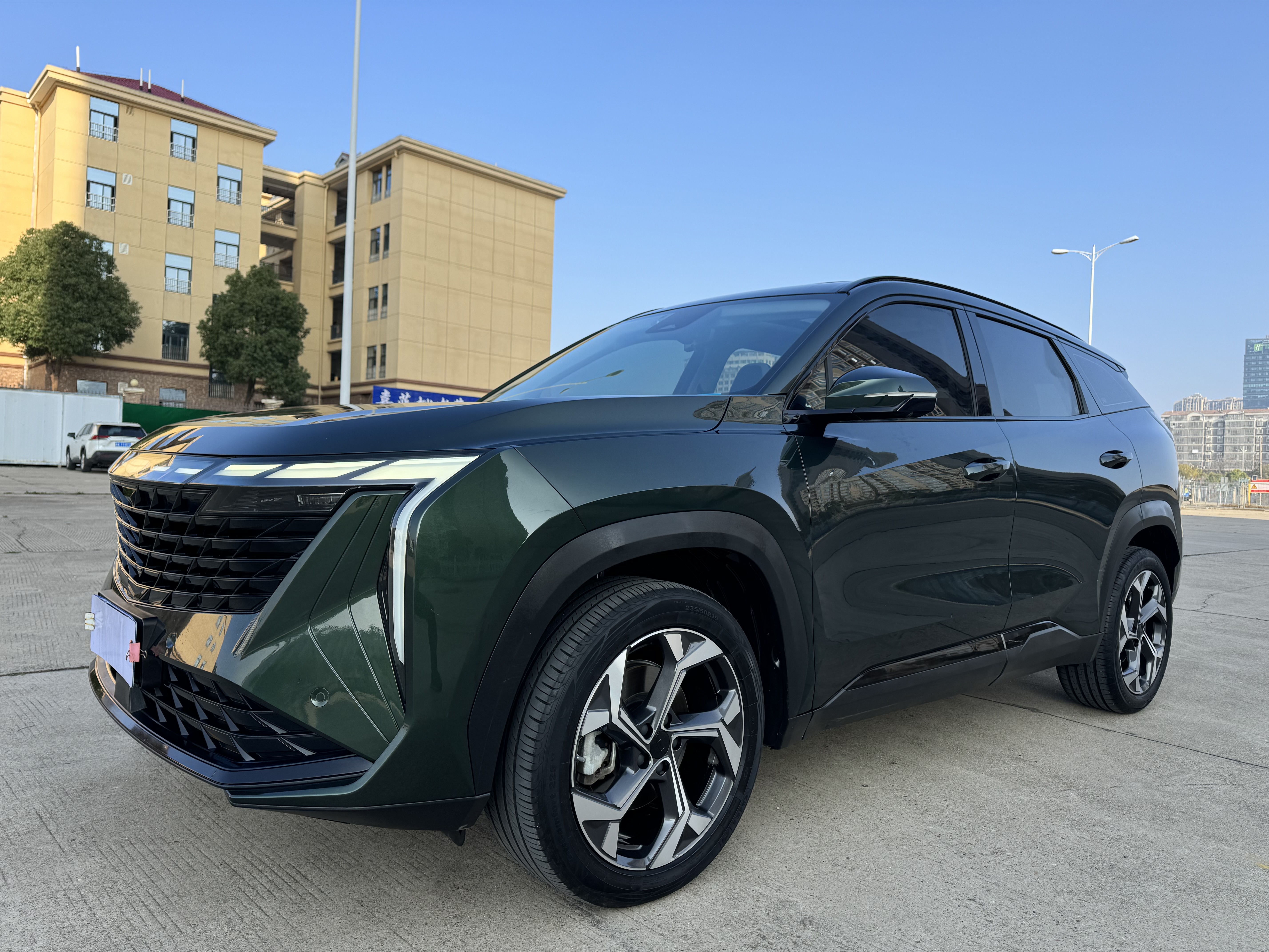GEELY Boyue L 2024 car image 