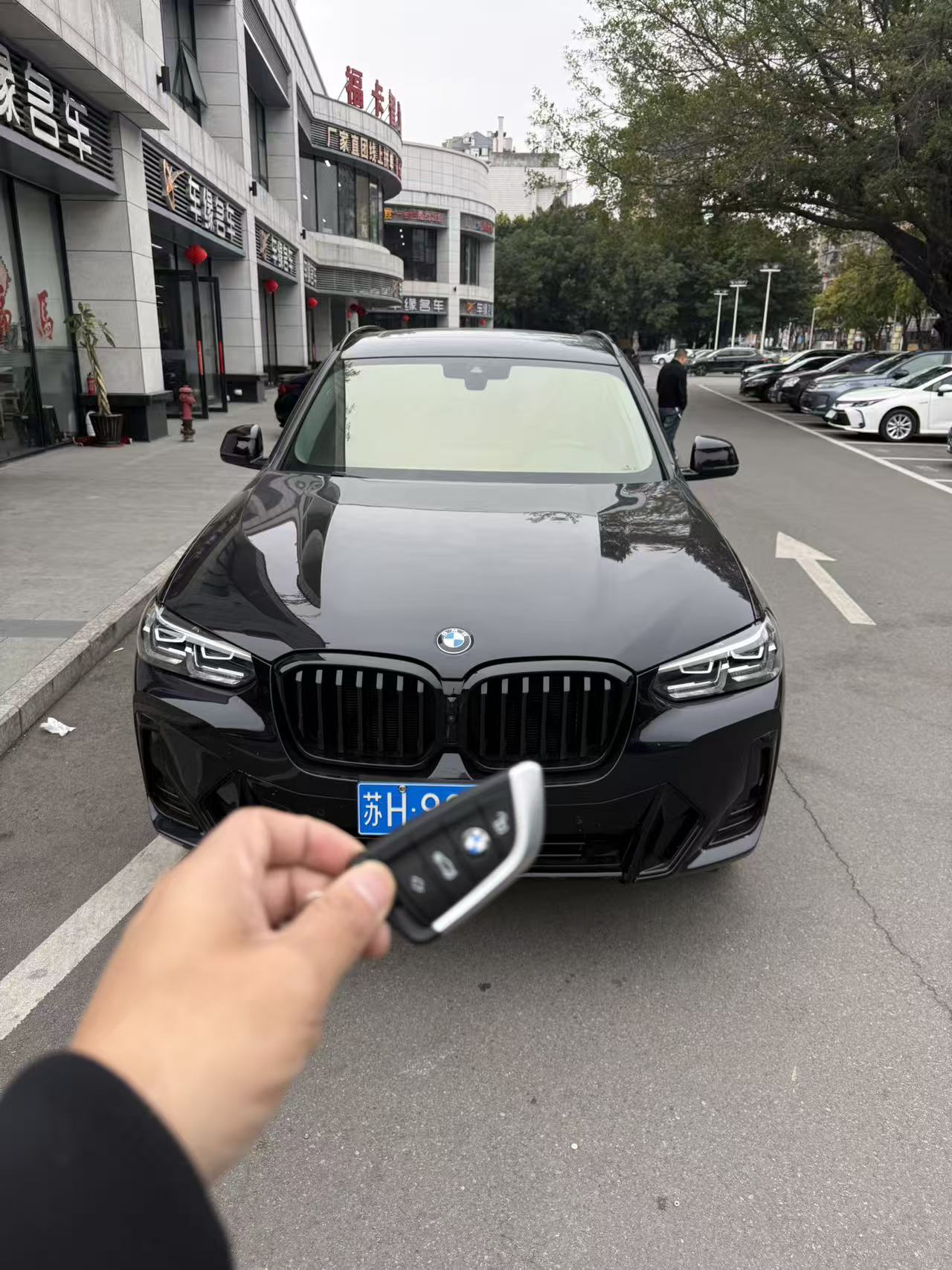 BMW X3 2024 BMW X3 2024 car image