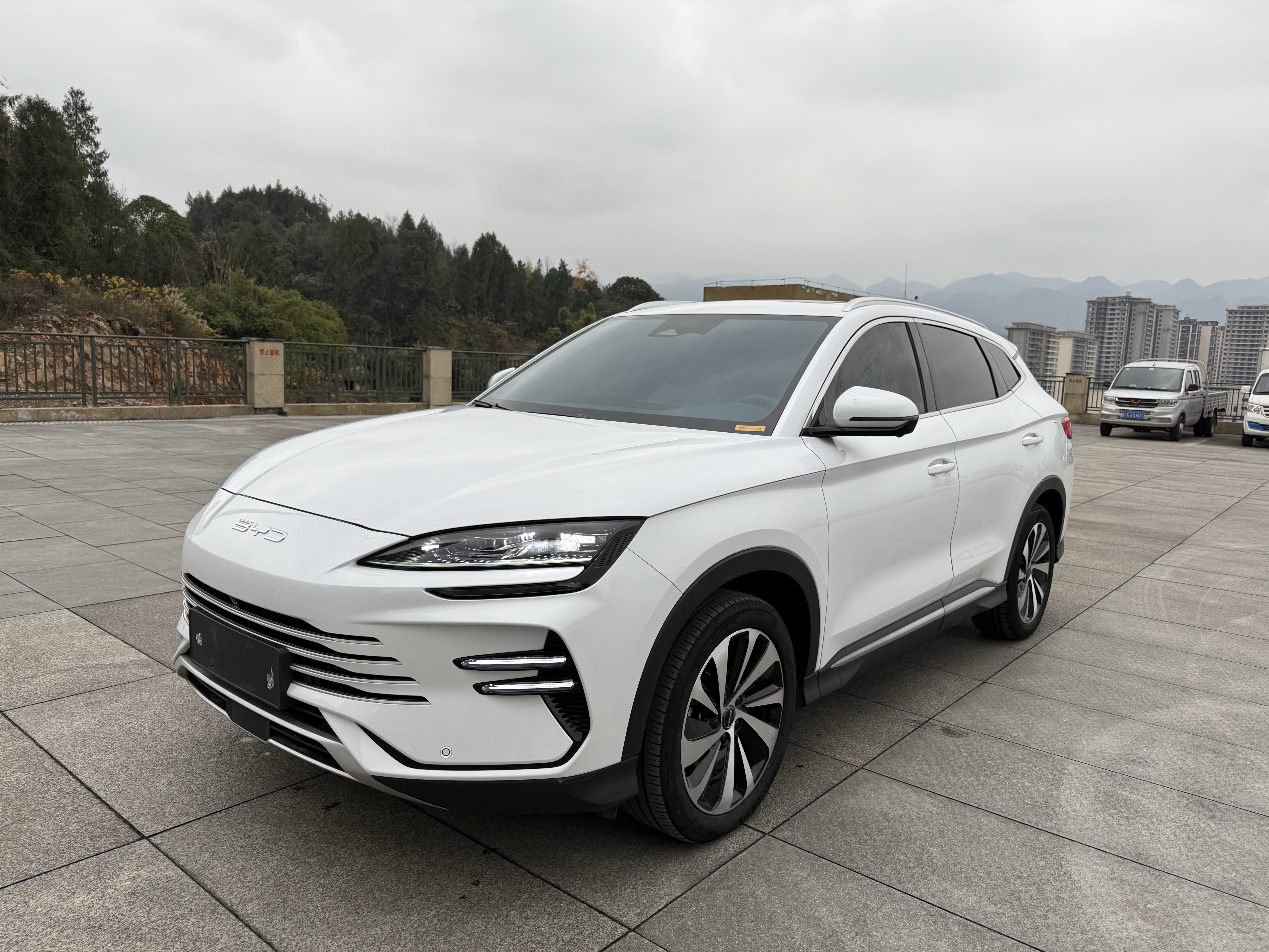 BYD Song Plus New Energy 2023 BYD Song Plus New Energy 2023 car image
