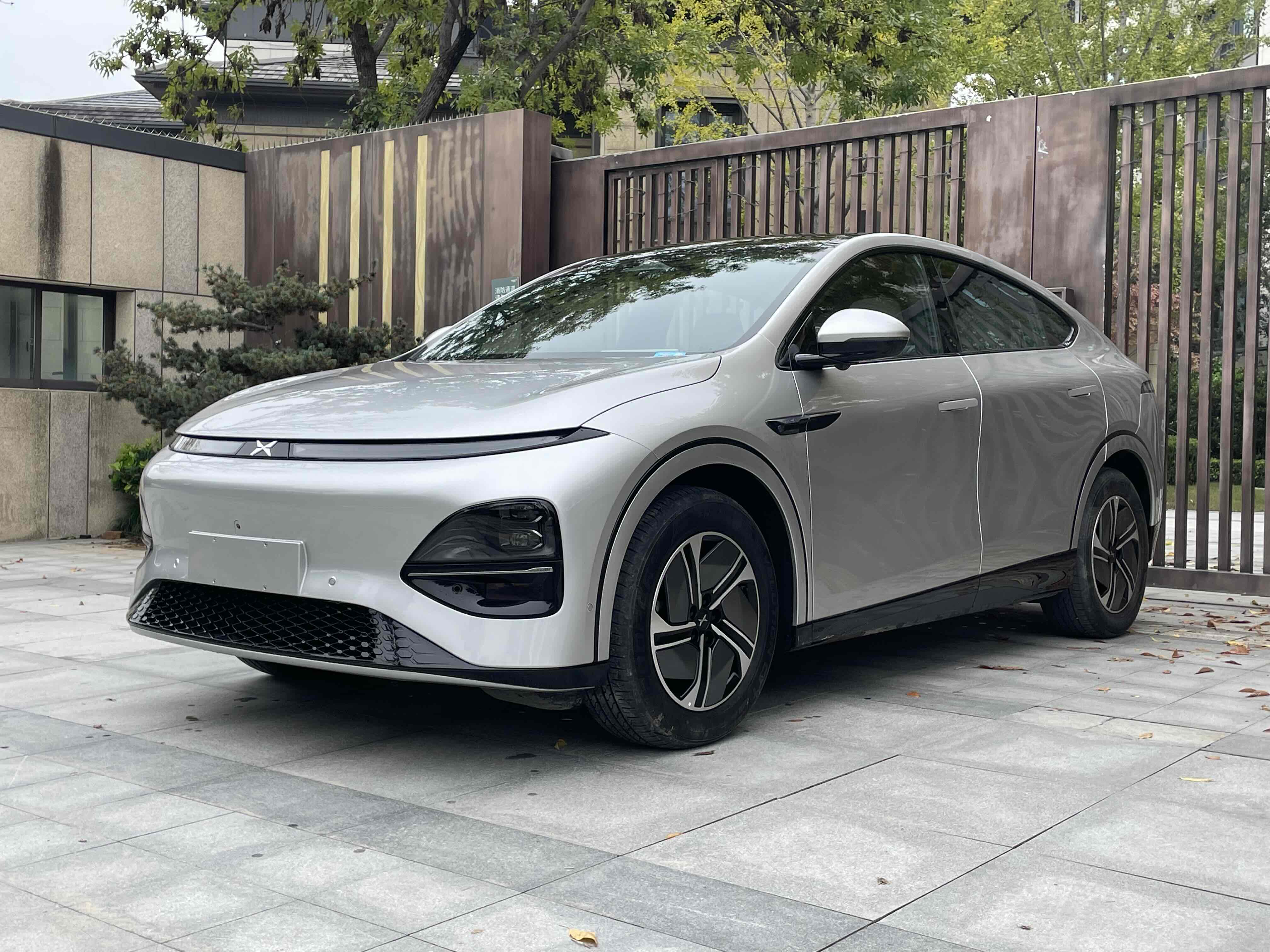 Xpeng G6 2023 汽车图片 