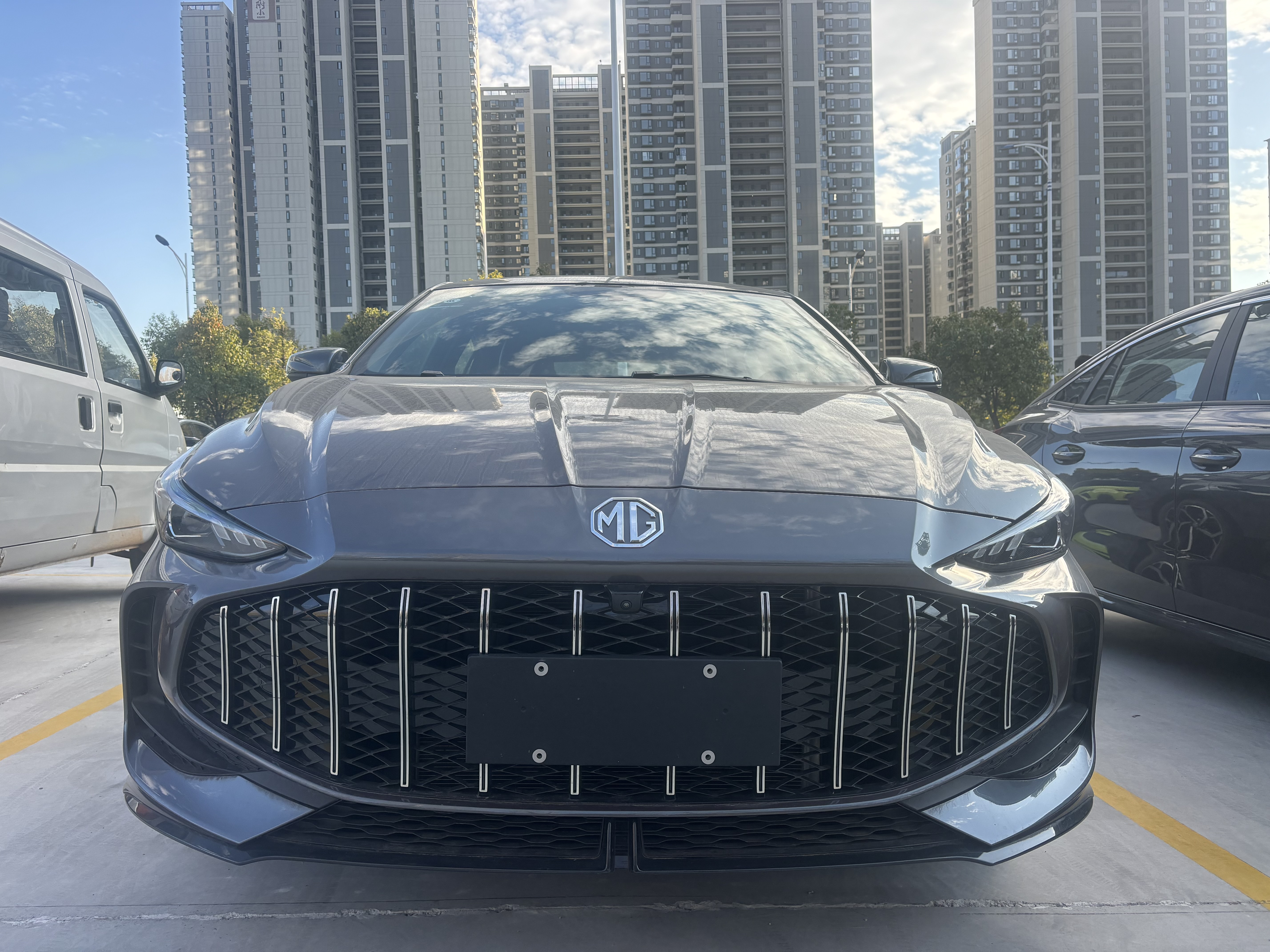 5 2026 5 2026 car image