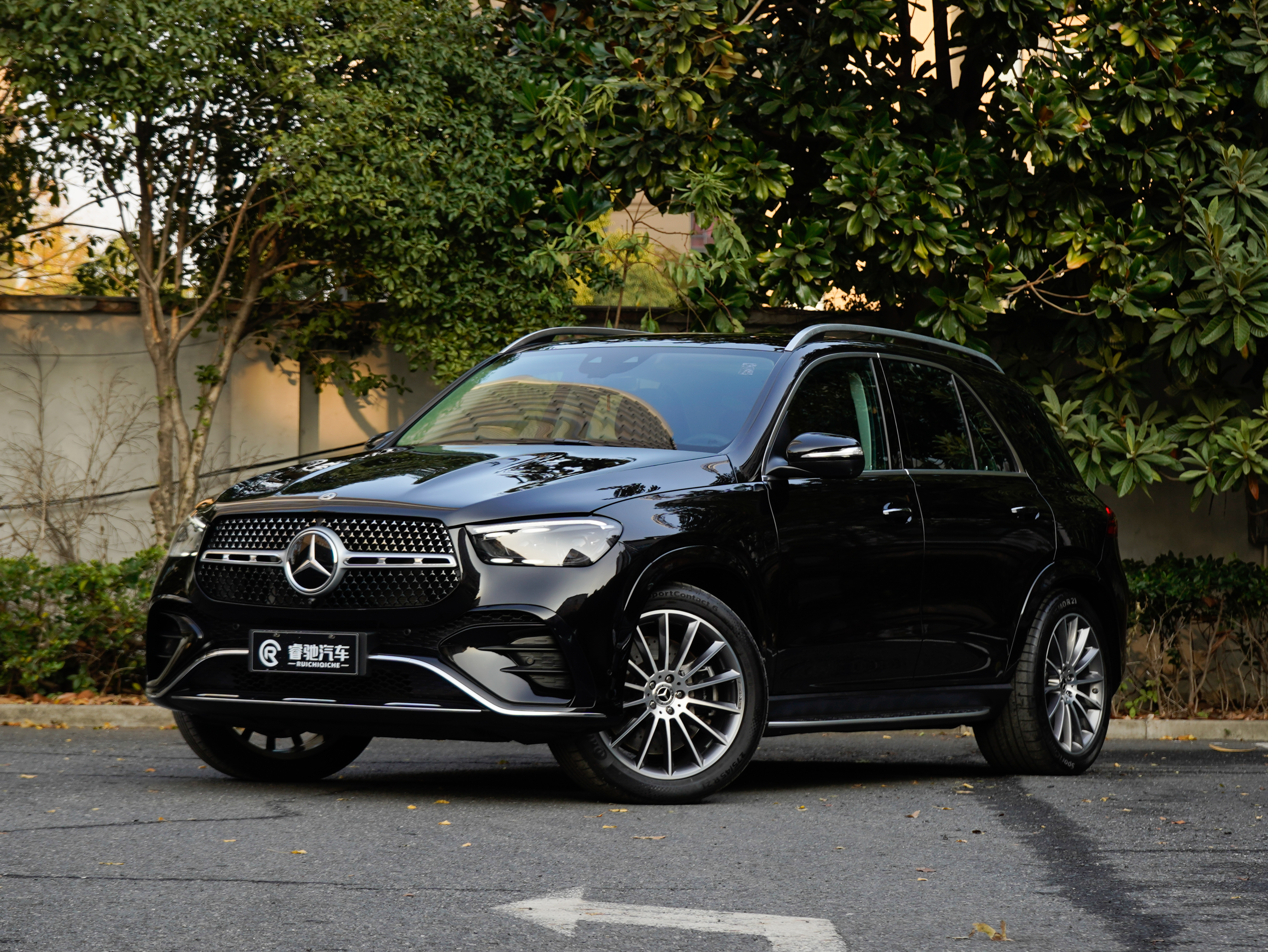 Mercedes-Benz GLE Class 2024 Mercedes-Benz GLE Class 2024 car image